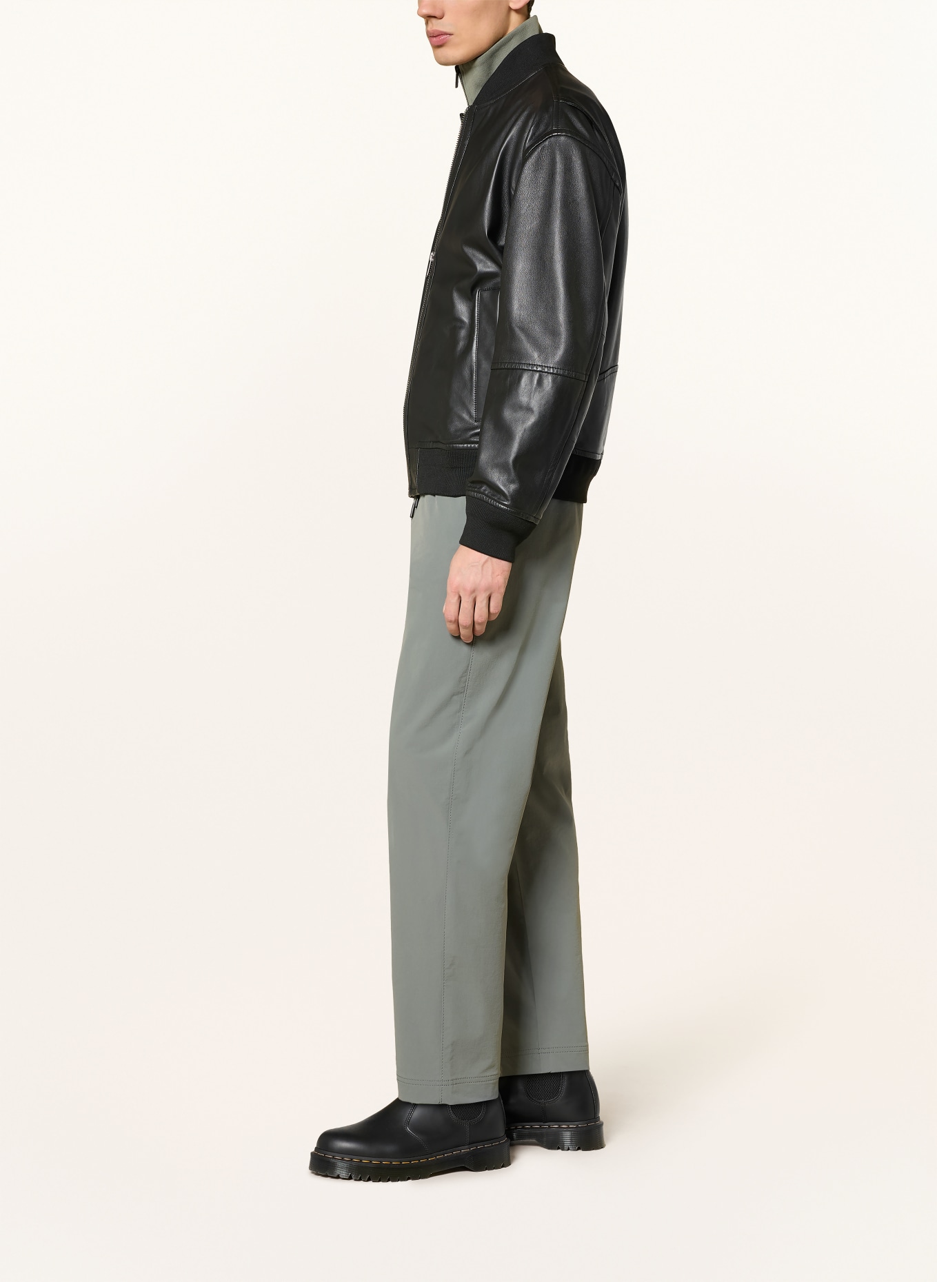 BOSS Chino Straight Tapered Fit: GRAU