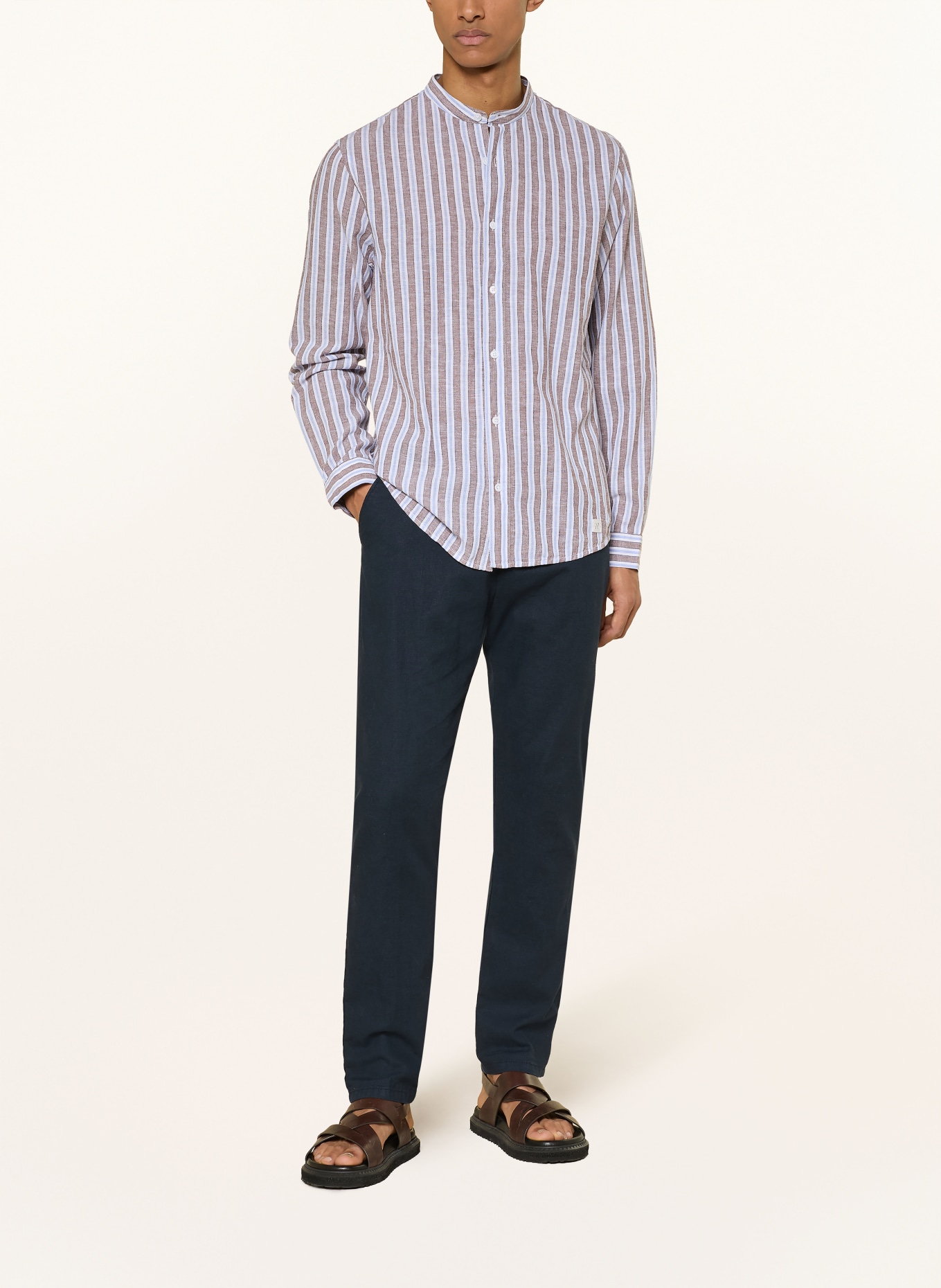 NOWADAYS Hemd Comfort Fit mit Leinen und Stehkragen: BRAUN / HELLBLAU / WEISS