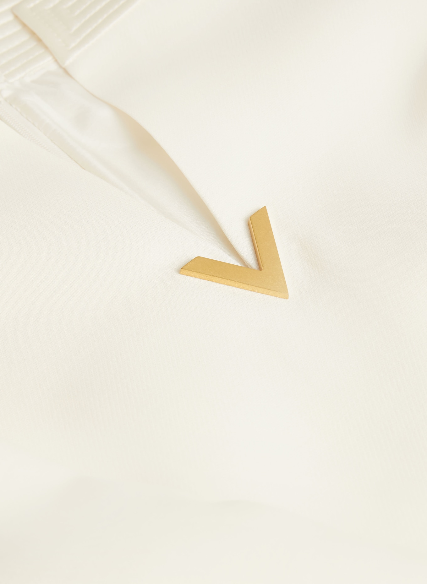 VALENTINO Etuikleid mit Seide: ECRU