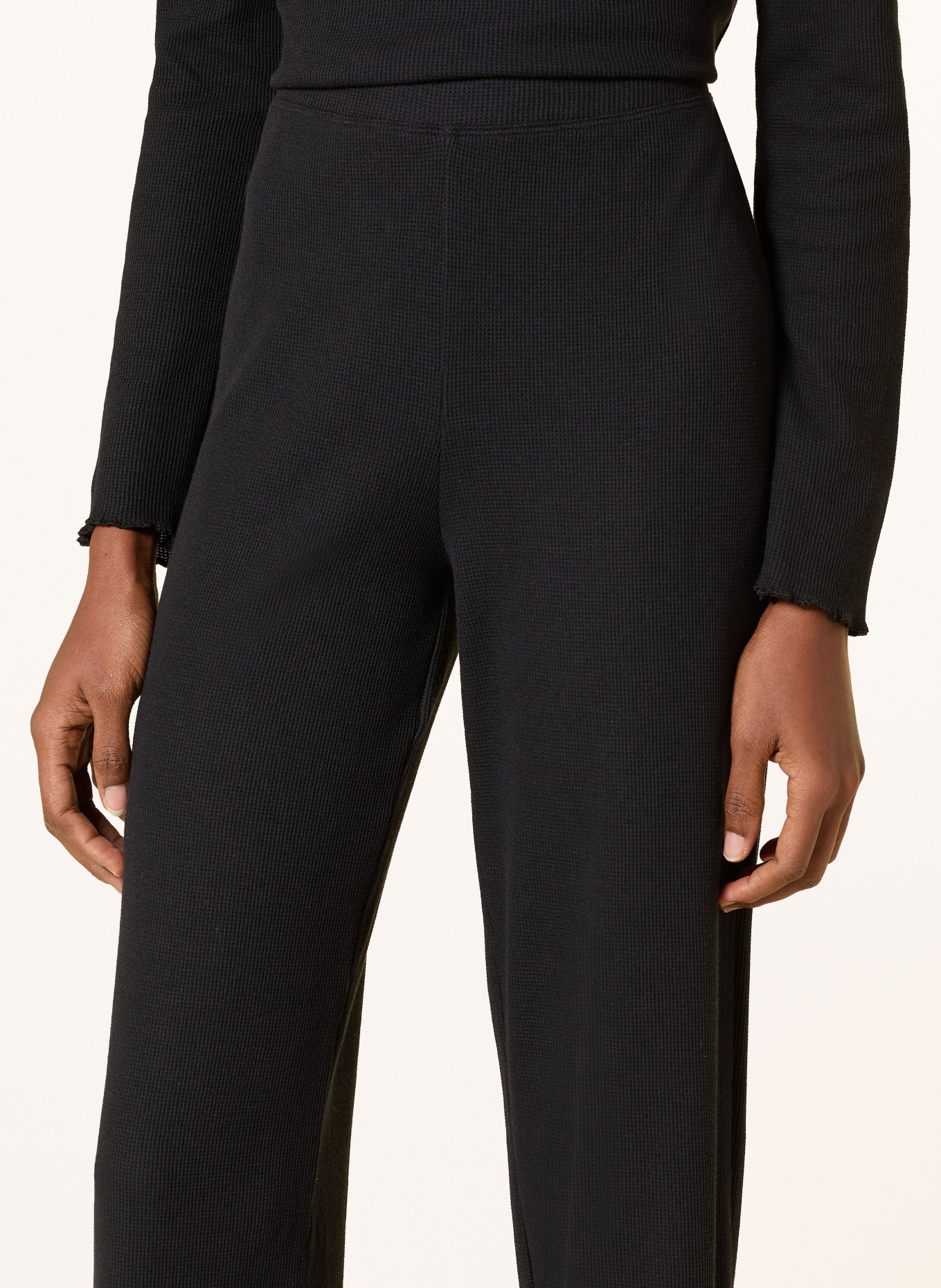 BOSS Spodnie do spania COSY: CZARNY