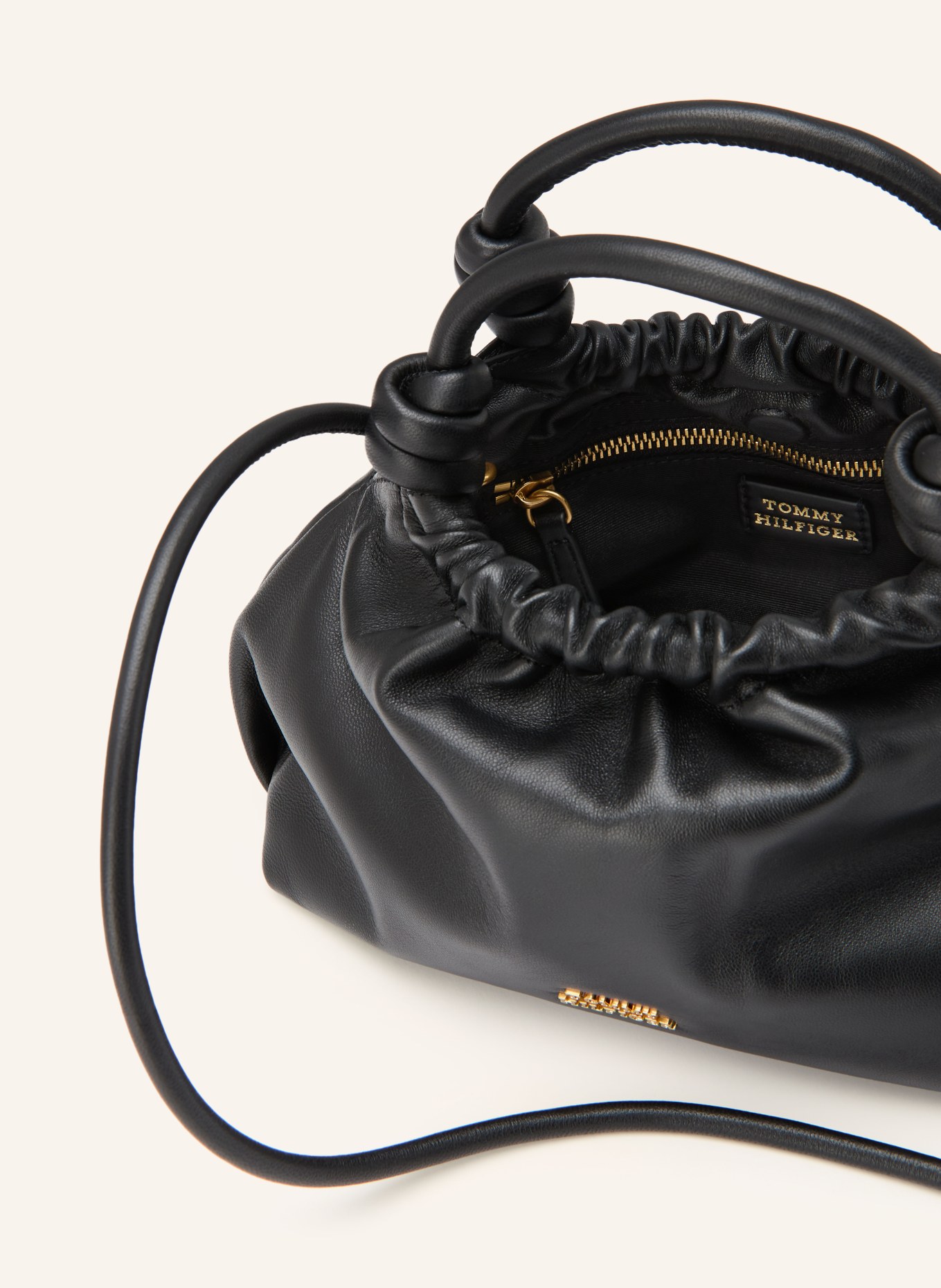 TOMMY HILFIGER shoulder bag: BLACK