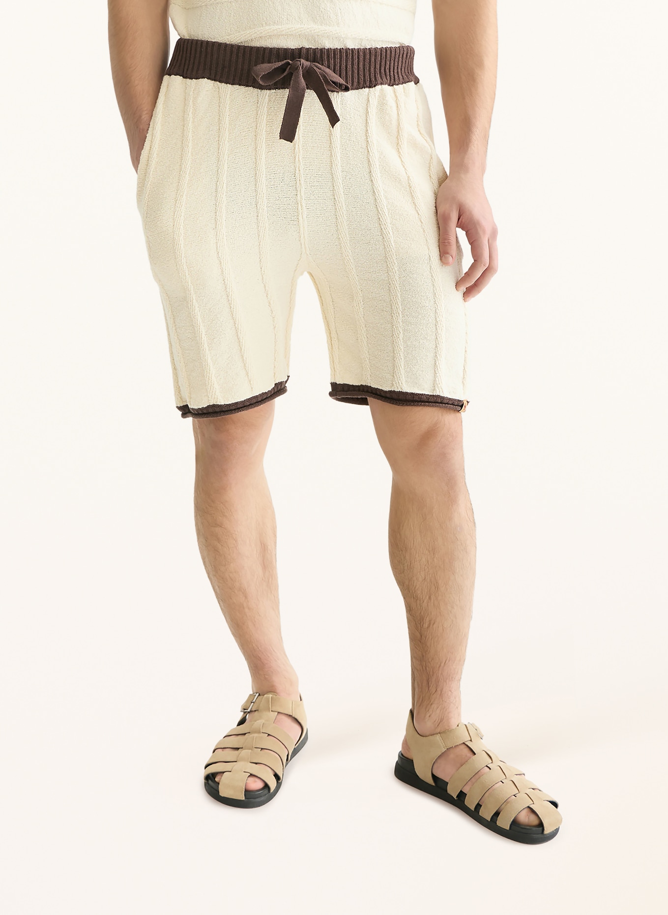 SCOTCH & SODA Strickshorts: CREME / DUNKELBRAUN