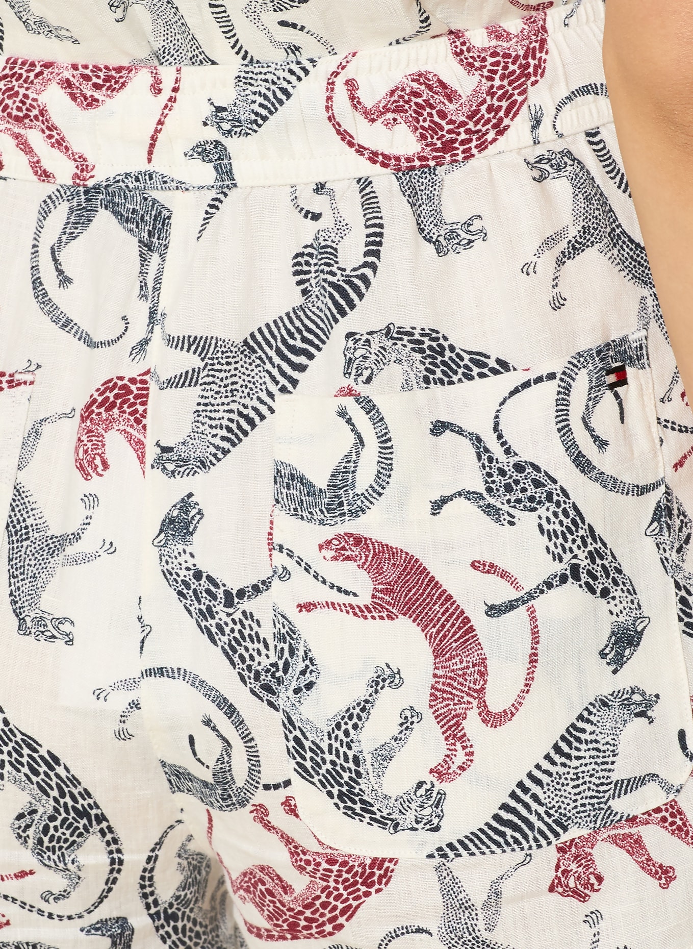 TOMMY HILFIGER linen shorts: ECRU / DARK RED / BLACK