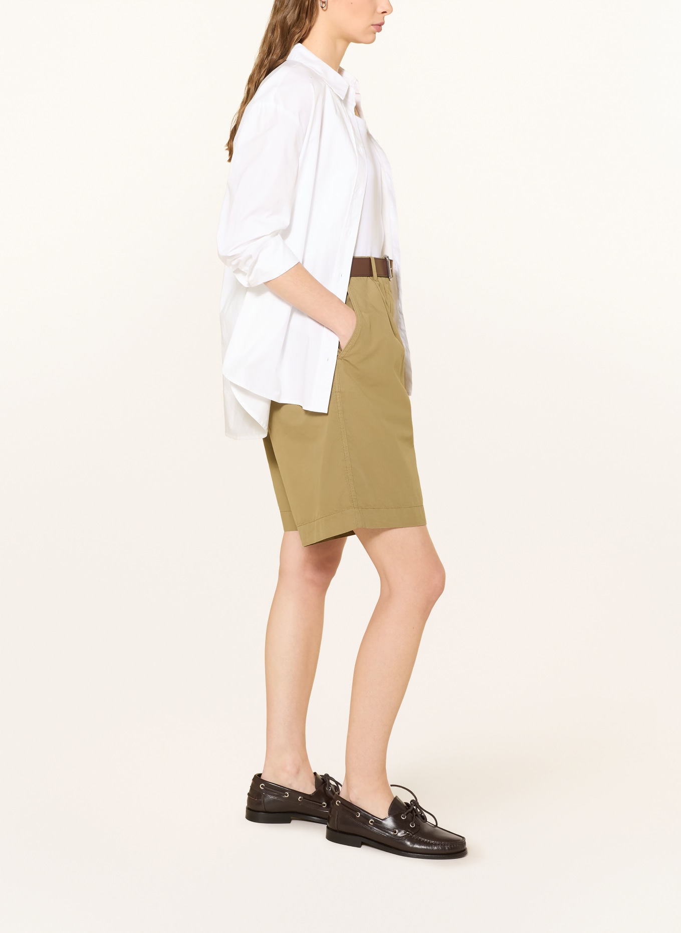 TOMMY HILFIGER bermudy: OLIWKOWY