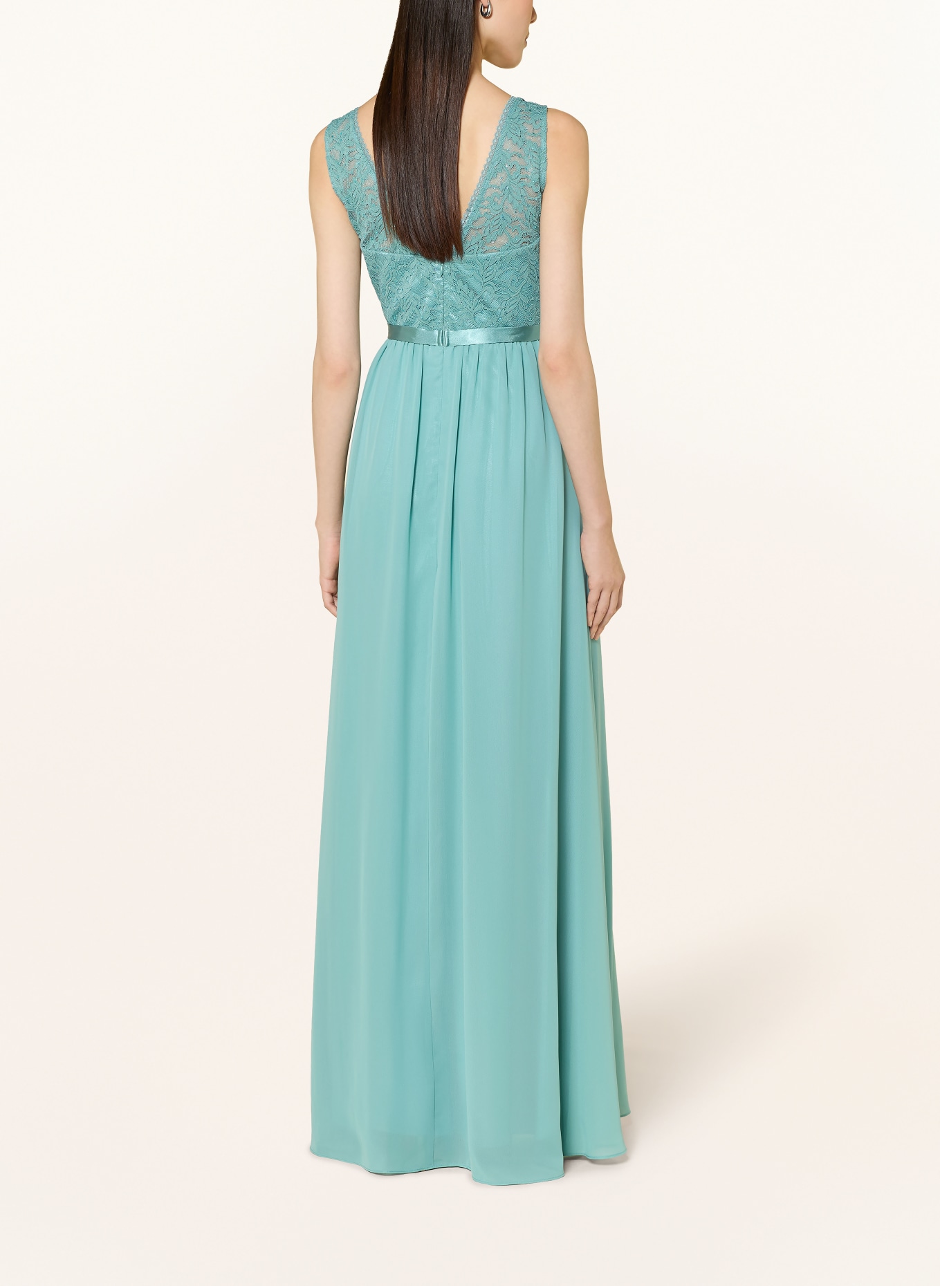 Suddenly Princess Večerní šaty s ozdobnými kameny: TYRKYSOVÁ
