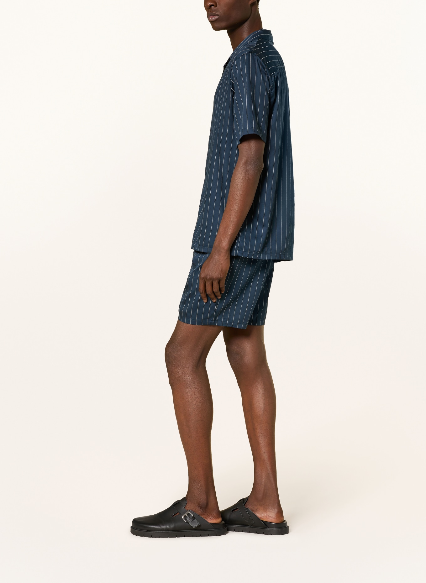 Calvin Klein shorts: DARK BLUE / WHITE