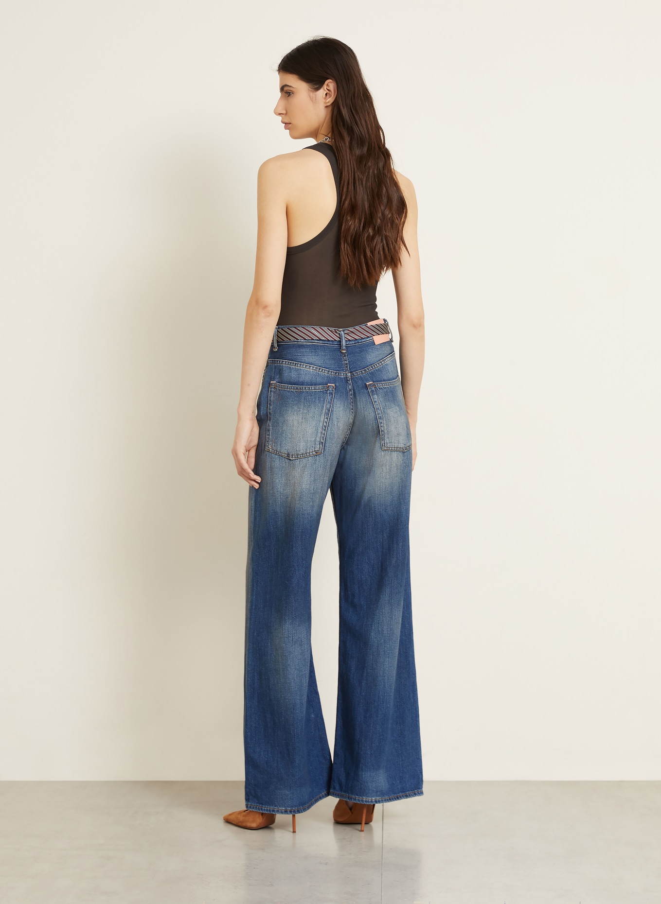 Acne Studios Top: DARK BROWN