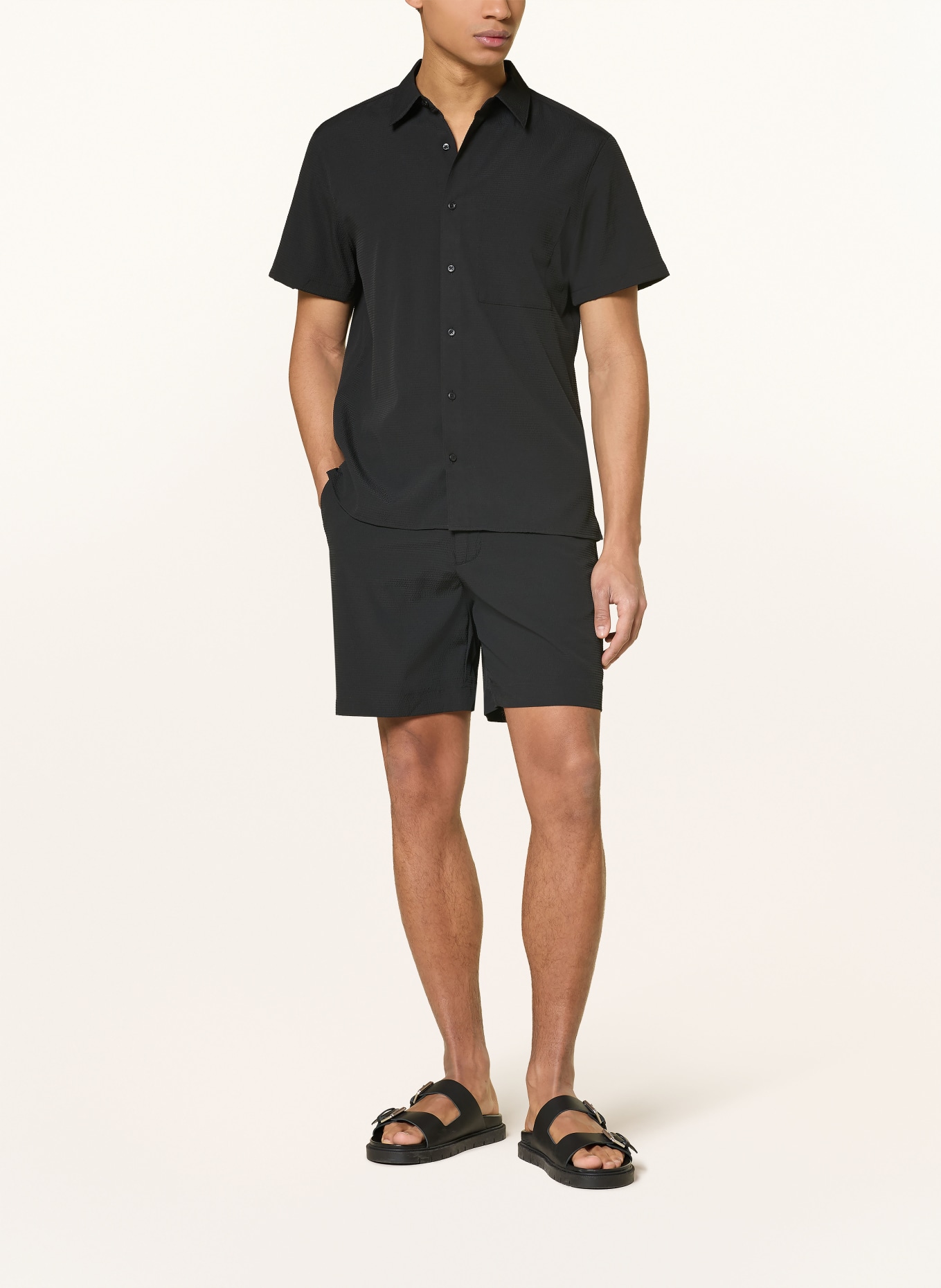 Calvin Klein Szorty chino o prostym kroju: CZARNY