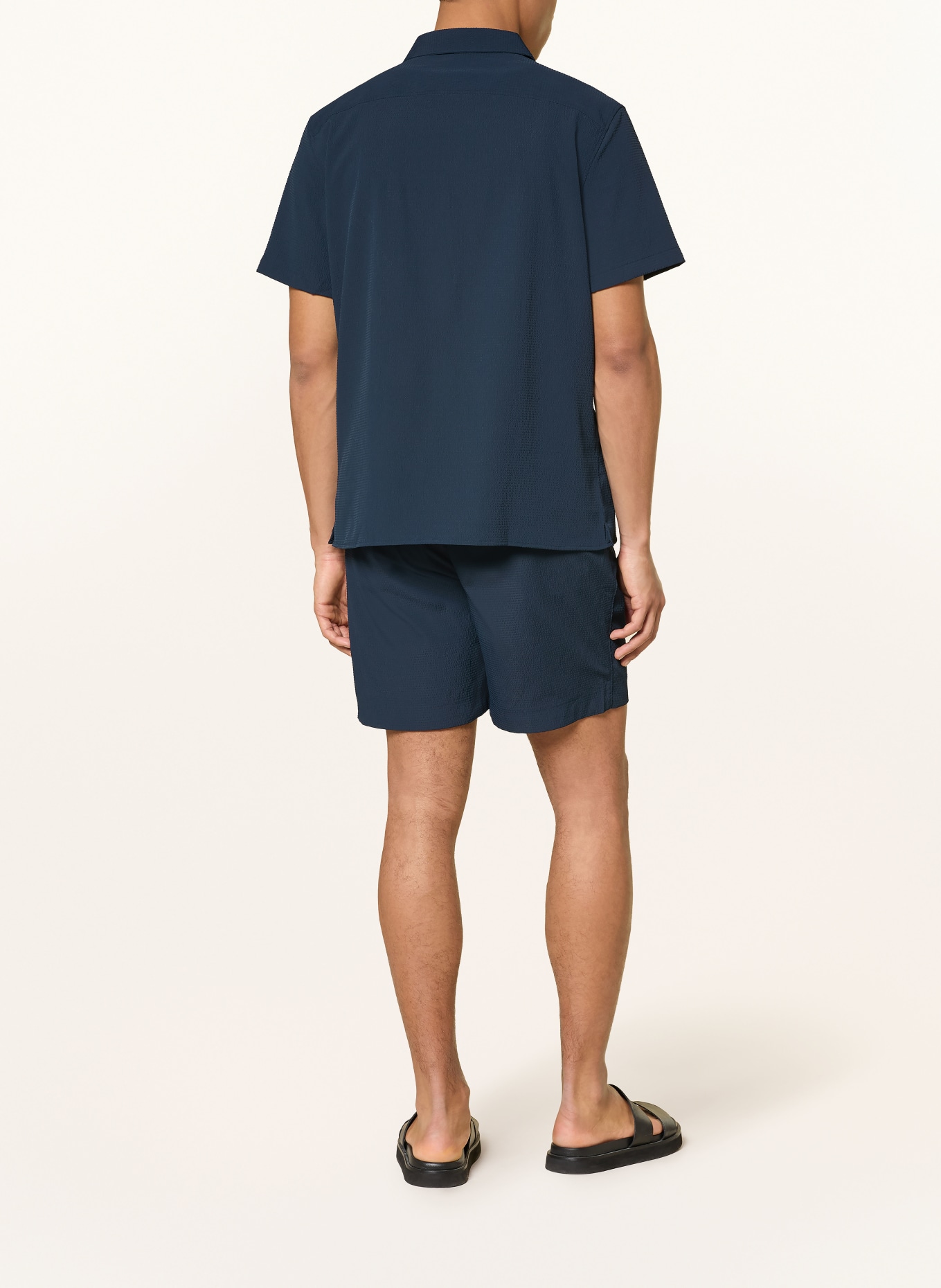 Calvin Klein Szorty chino o prostym kroju: GRANATOWY