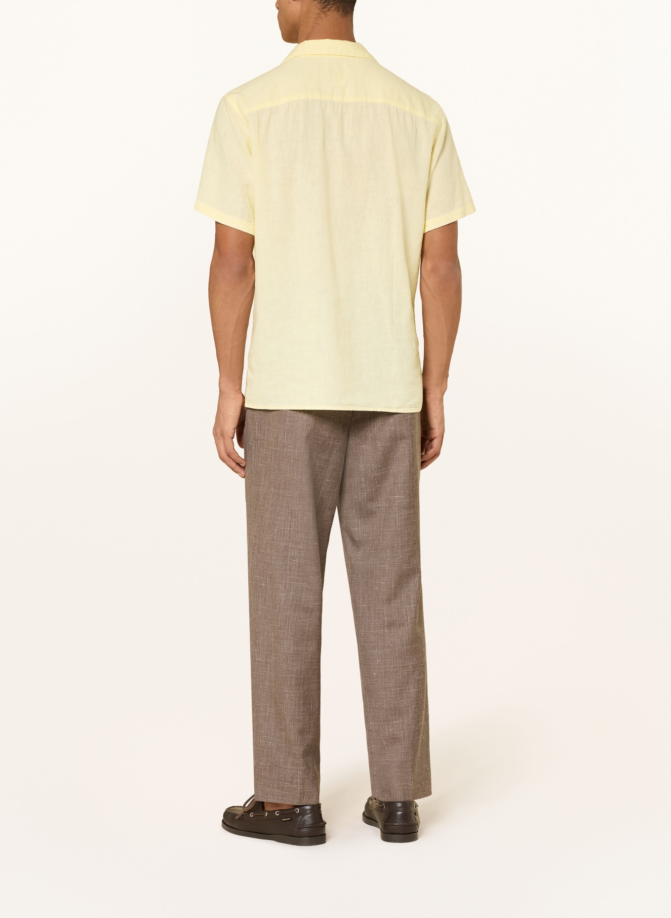 Calvin Klein Chemise Resort Classic Fit en lin: JAUNE CLAIR