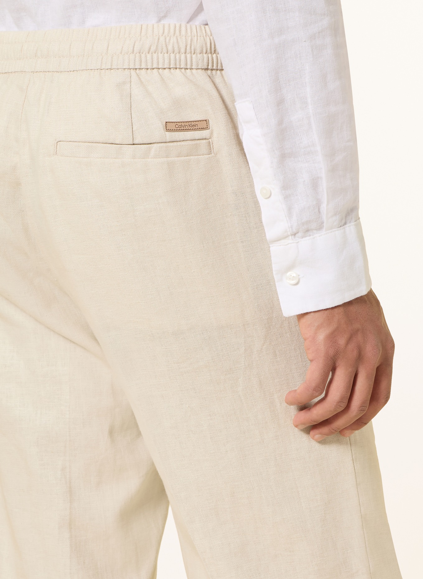 Calvin Klein Spodnie w stylu joggingowym o prostym kroju z lnem: JASNOBRĄZOWY