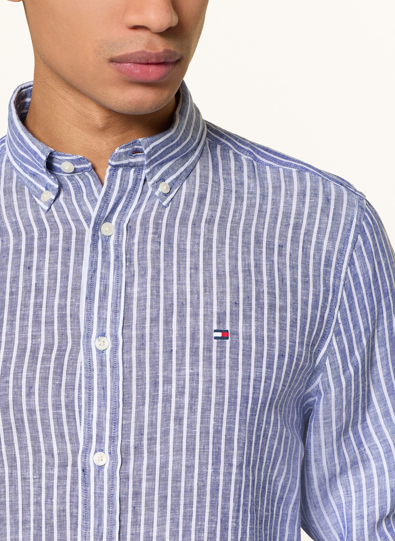 TOMMY HILFIGER Leinenhemd Regular Fit: BLAU / WEISS
