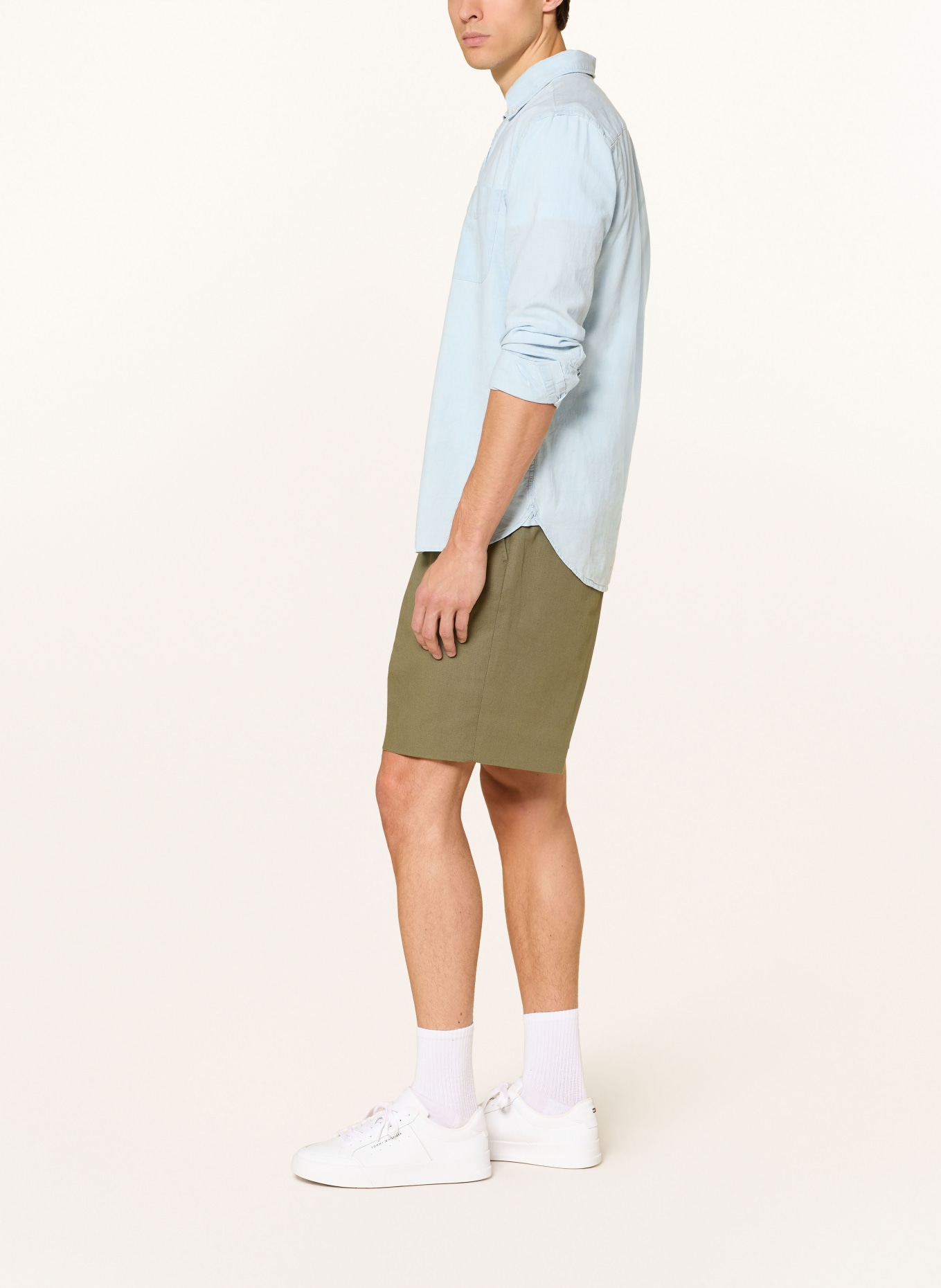 TOMMY HILFIGER chinos: OLIVE