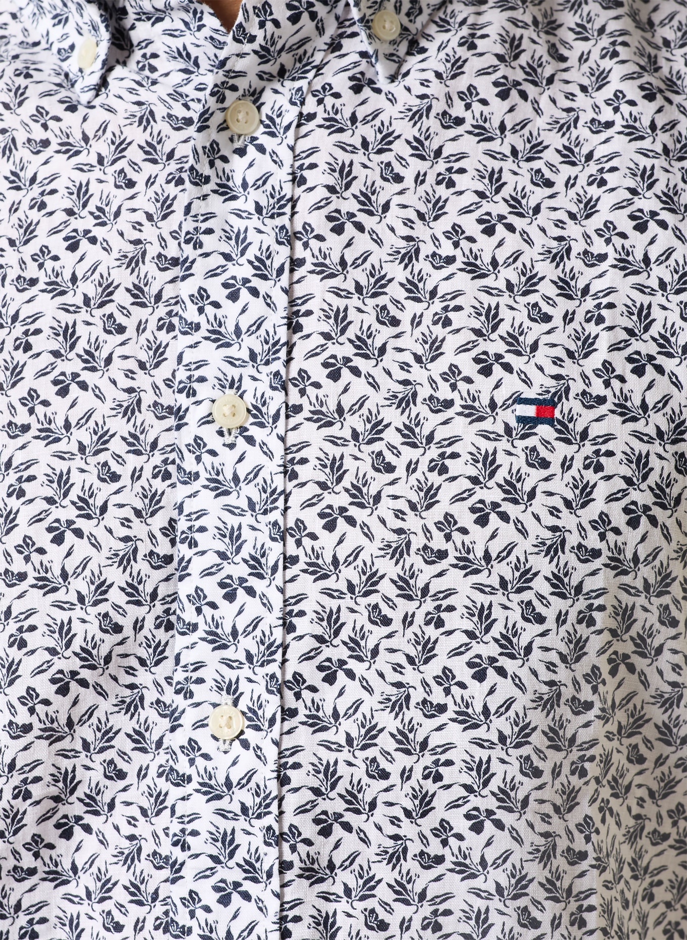 TOMMY HILFIGER Regular fit short-sleeved linen shirt: WHITE / DARK BLUE