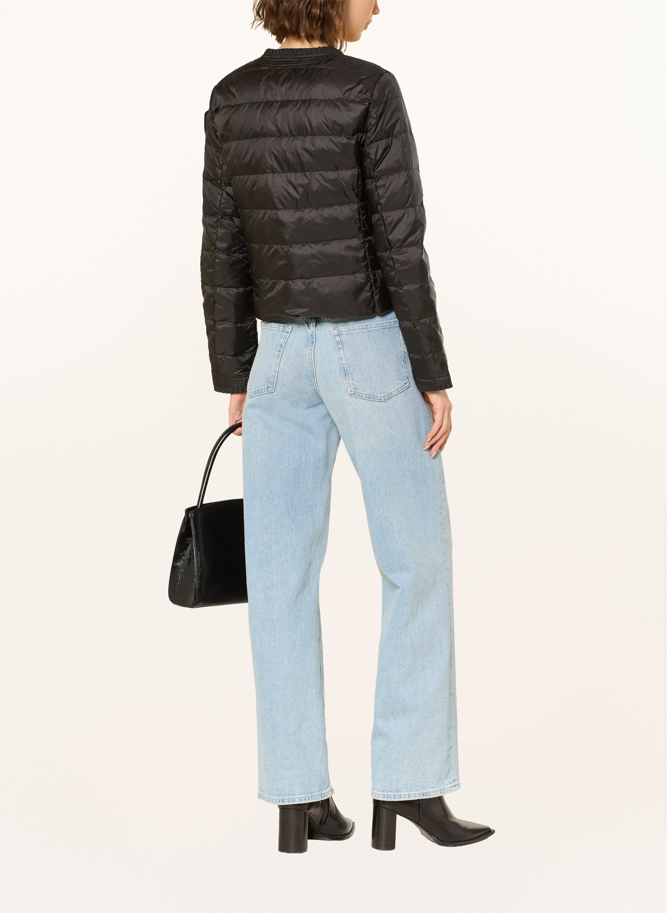 Blauer Lightweight down jacket with ruffles: BLACK