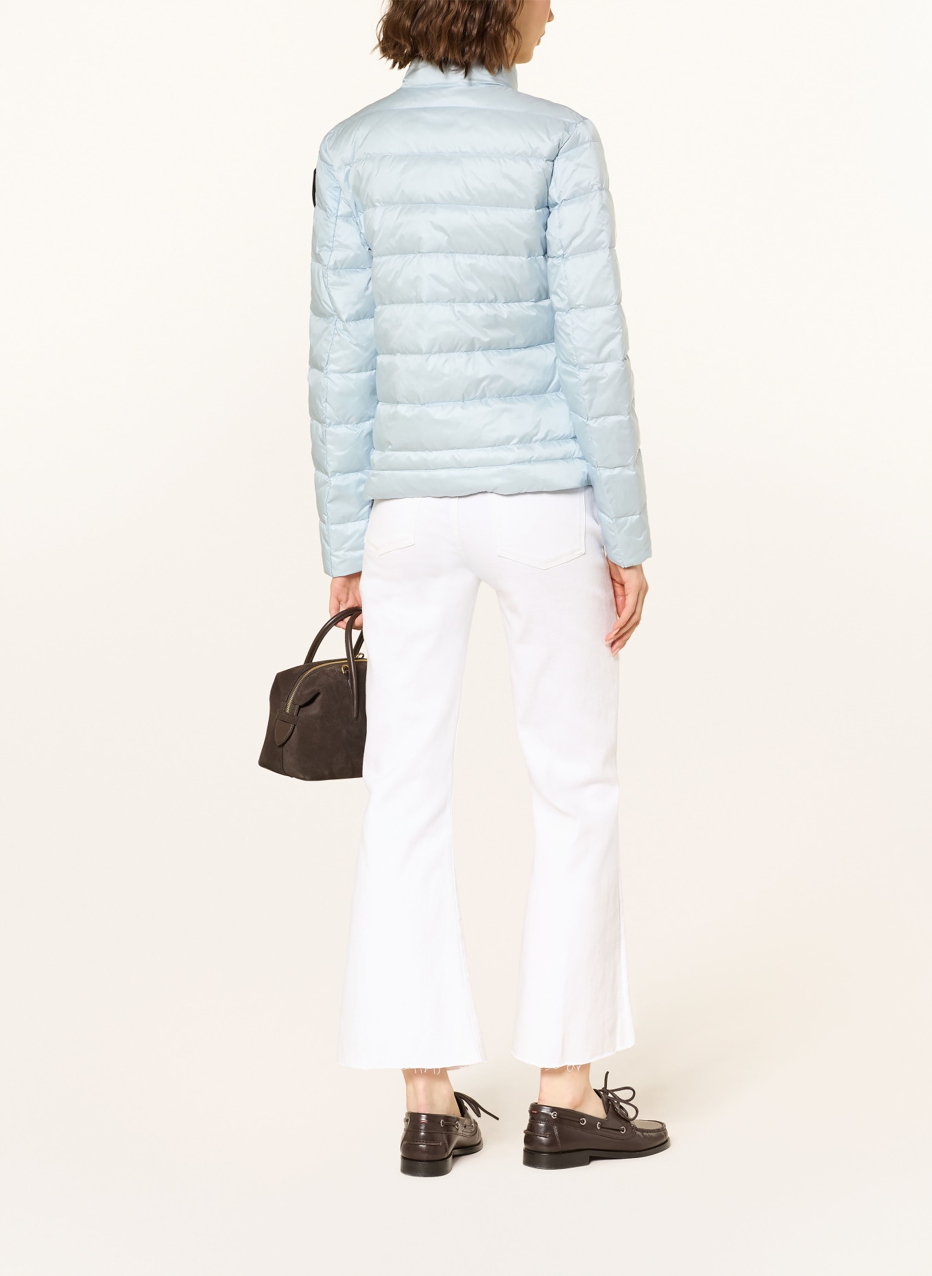 Blauer Lehká péřová bunda VALE: TMAVĚ MODRÁ / ČERNÁ