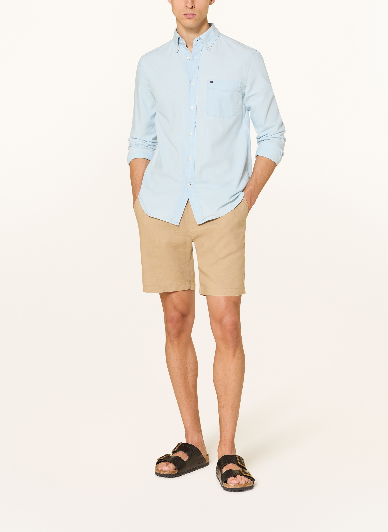 TOMMY HILFIGER Lněné šortky DOVER Regular Fit: BÉŽOVÁ