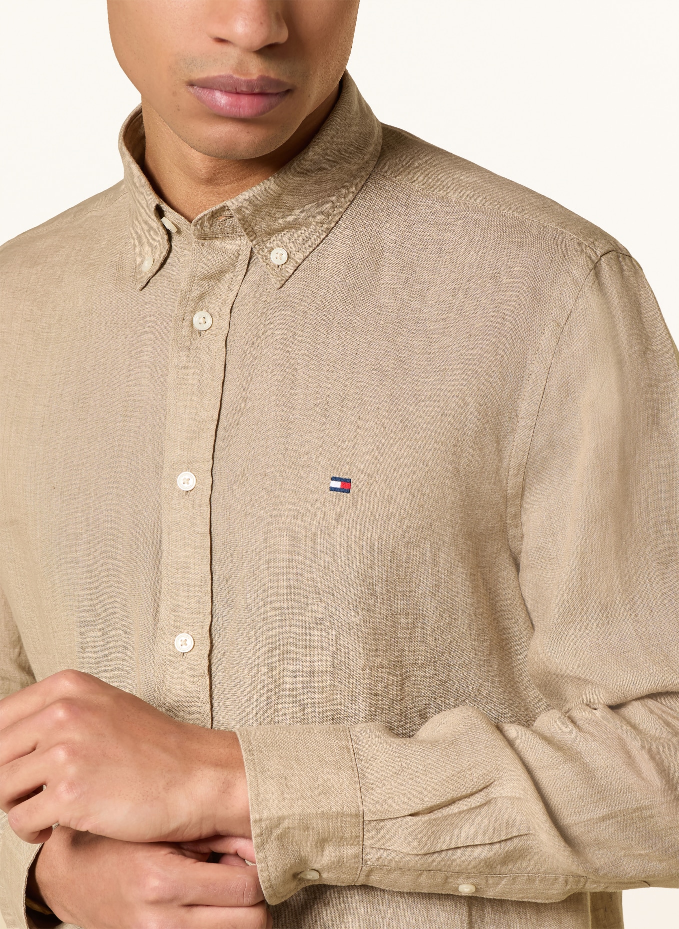 TOMMY HILFIGER Leinenhemd Regular Fit: HELLBRAUN