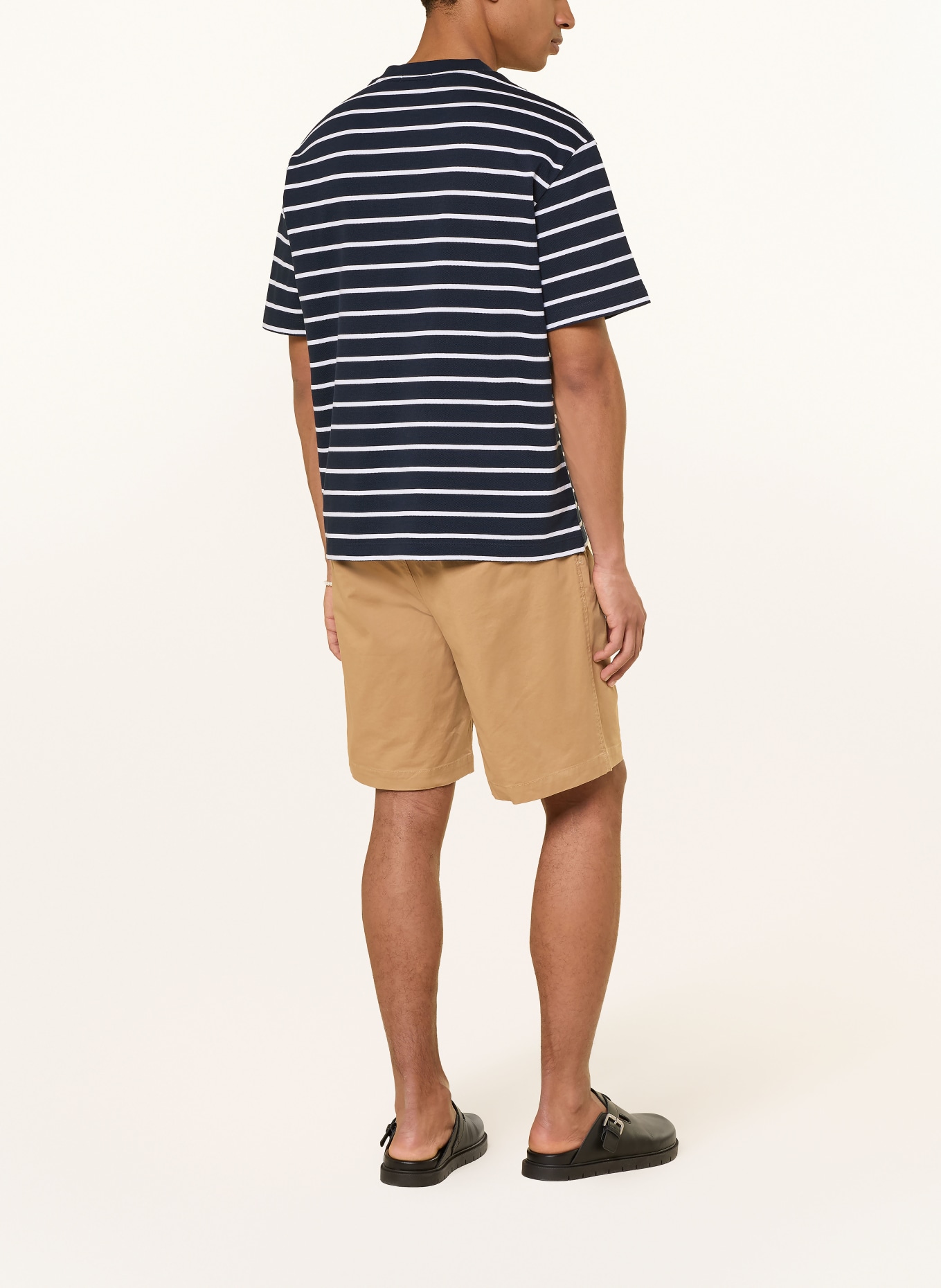 Calvin Klein Jeans chino shorts: CAMEL