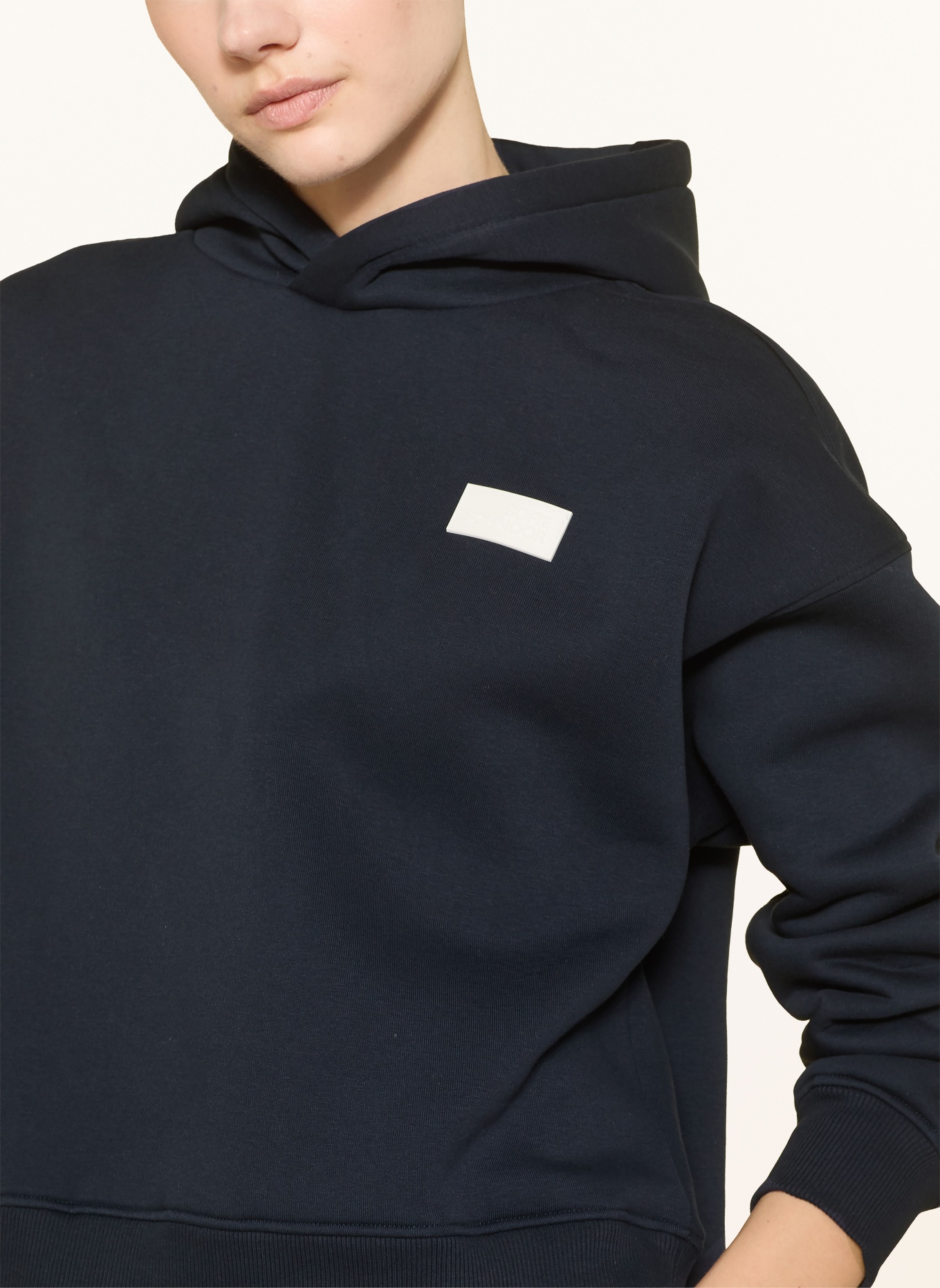 SOFIE SCHNOOR Mikina BASIKSW: TMAVĚ MODRÁ