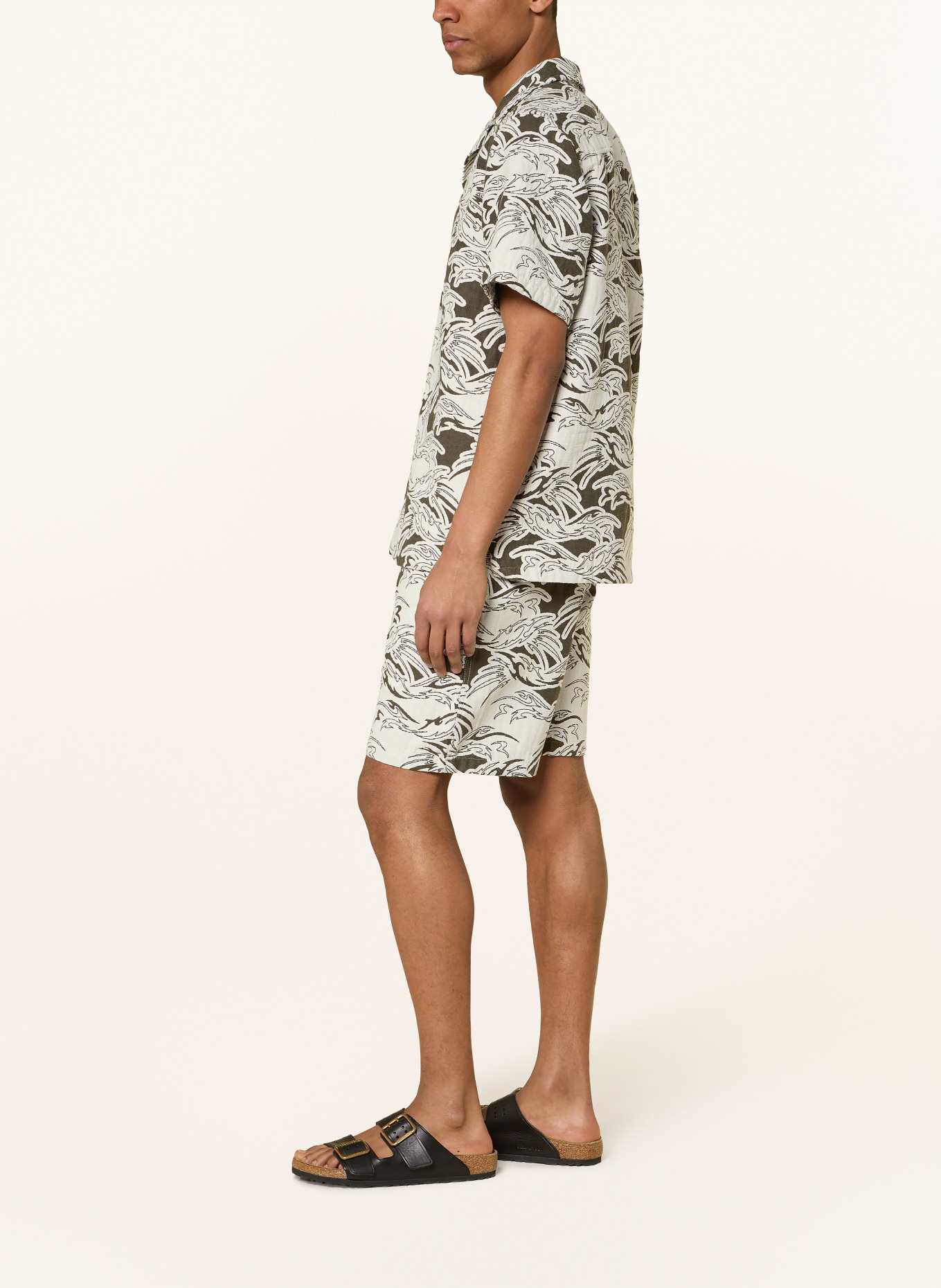 OAS Shorts ROUGE NICOLA: CREME / OLIV