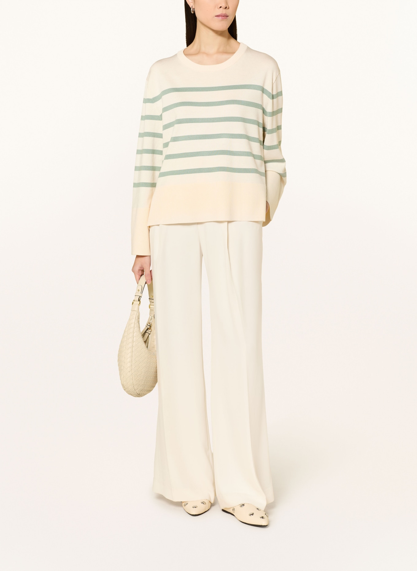 comma svetr: KRÉMOVÁ / PETROLEJOVÁ