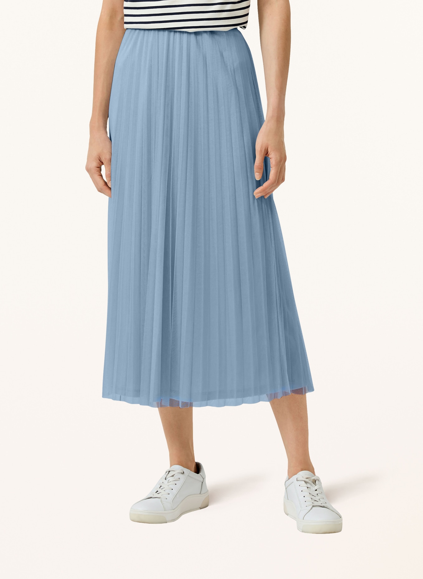 s.Oliver BLACK LABEL pleated skirt: LIGHT BLUE