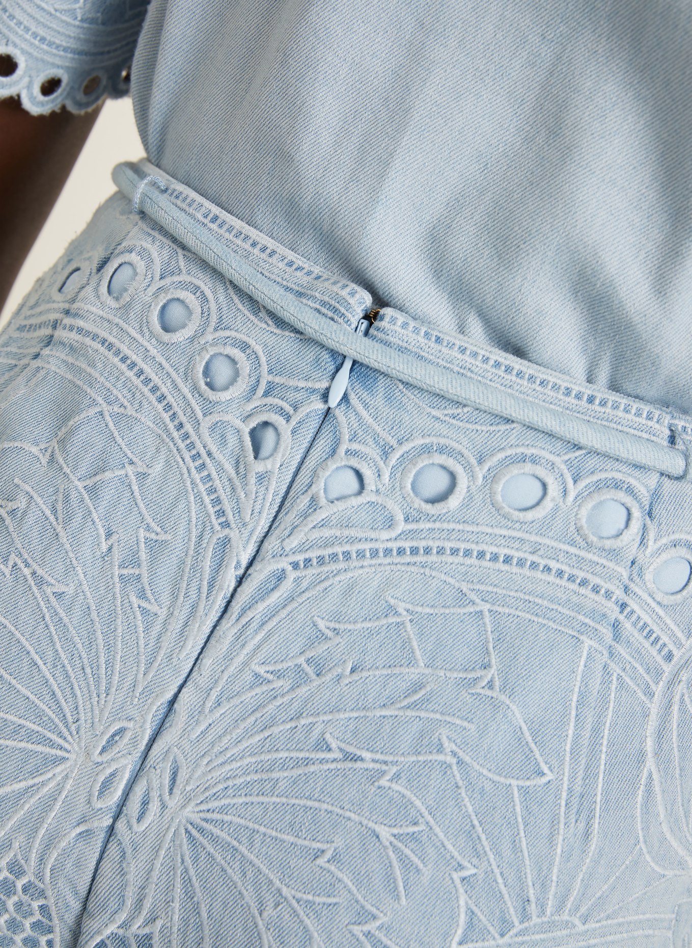 ZIMMERMANN Jeansshorts DAYLIGHT: HELLBLAU