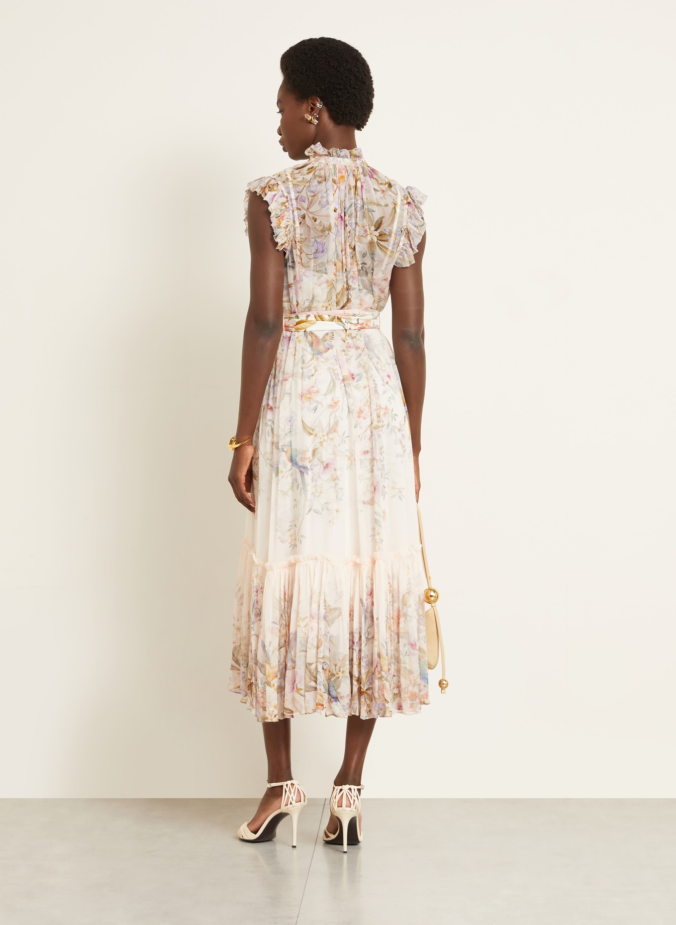 ZIMMERMANN Kleid REBELLION mit Rüschen und Plissees: CREME / ROSA / HELLBLAU