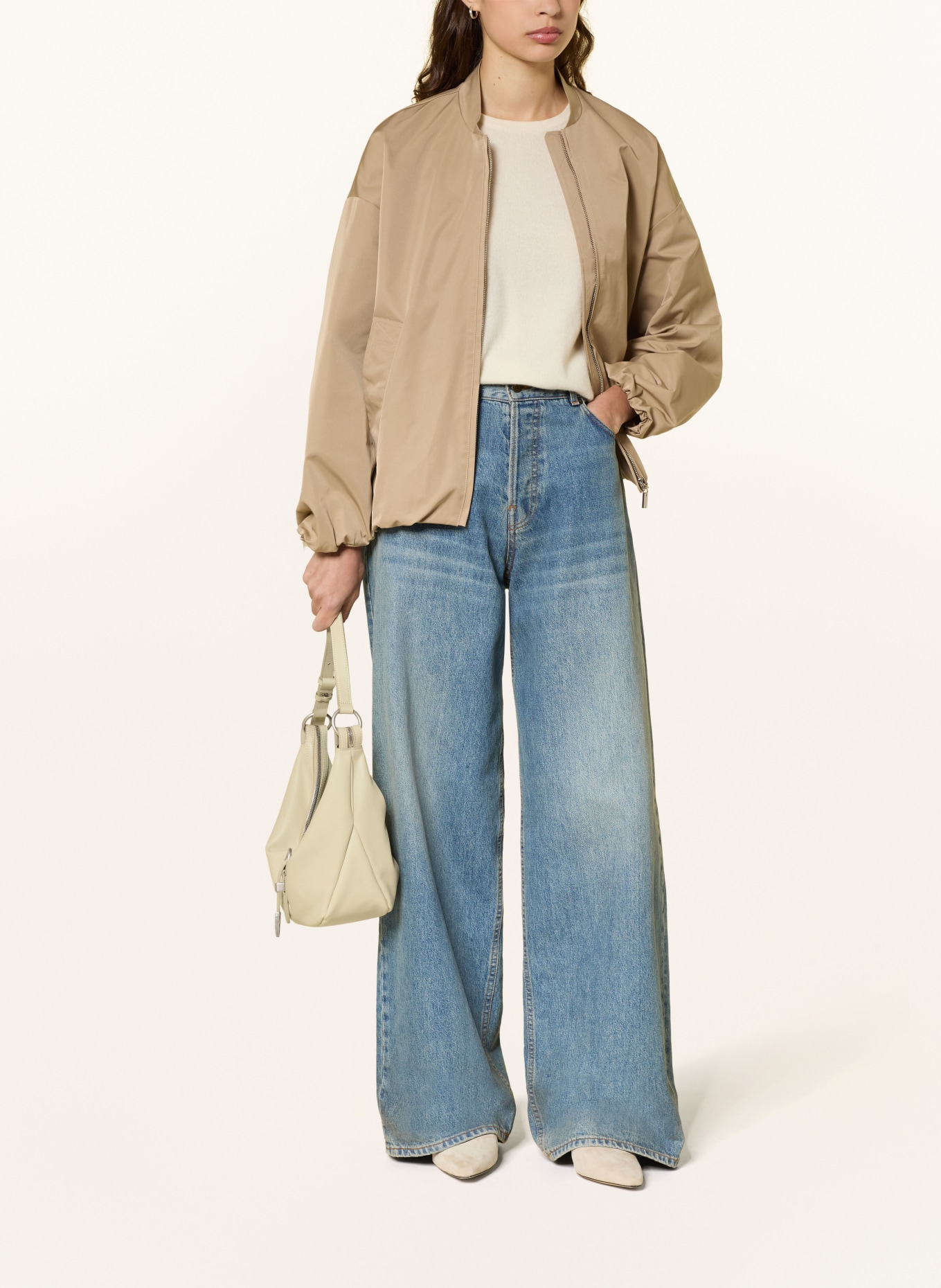 MARGE SHERWOOD Schultertasche: CREME / SILBER