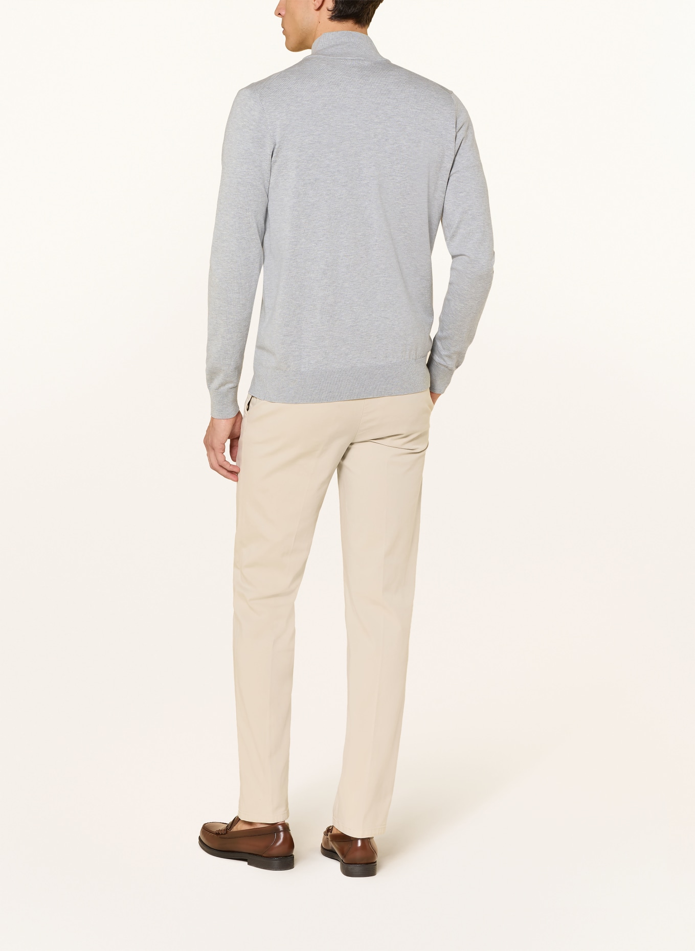 PROFUOMO Troyer: SVĚTLE ŠEDÁ