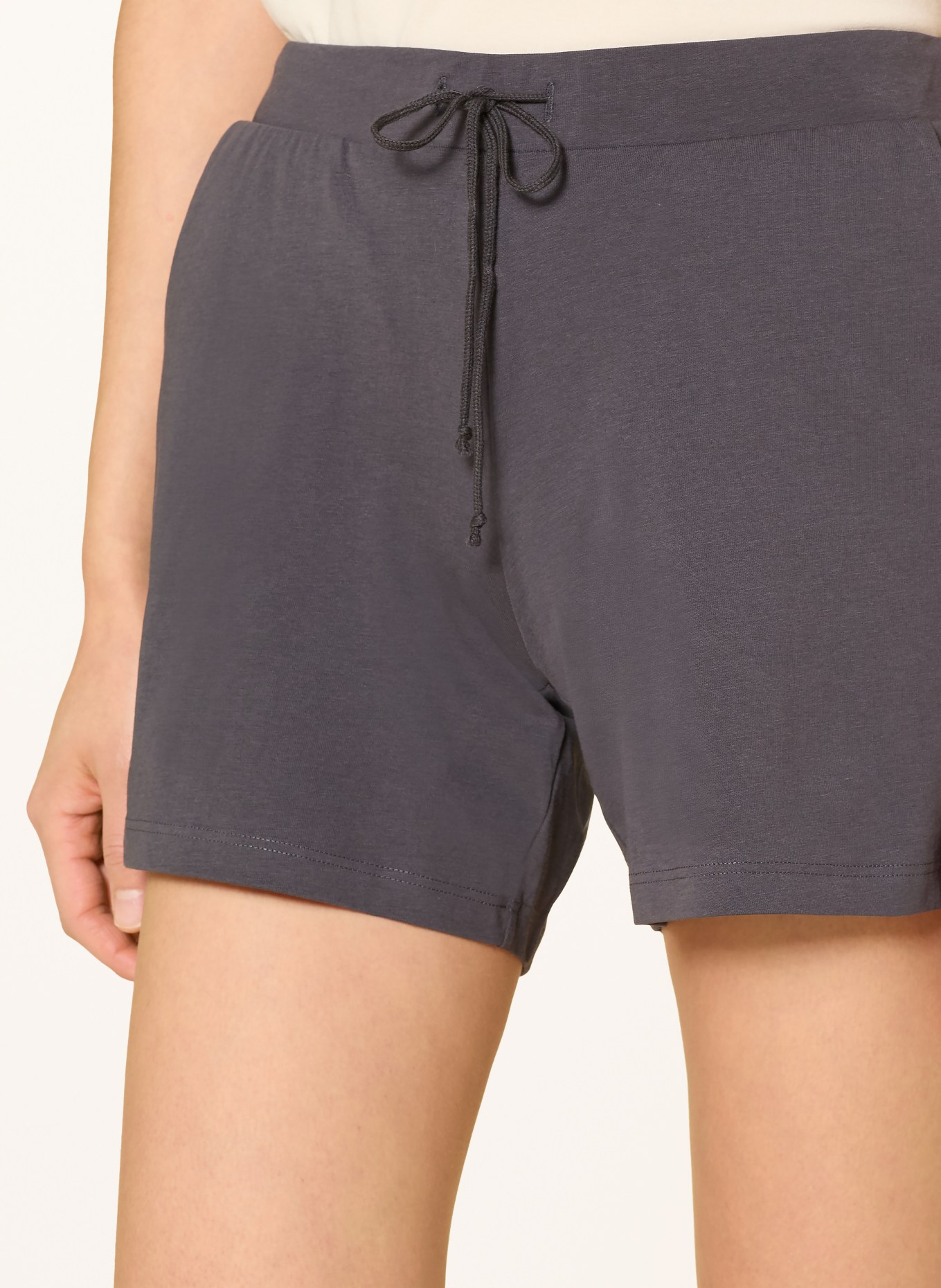SCHIESSER Shorty pajamas: DARK GRAY / CREAM