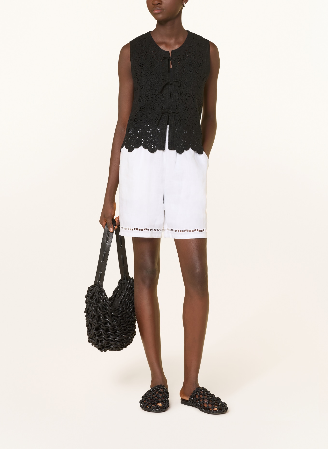 darling harbour crochet vest: BLACK