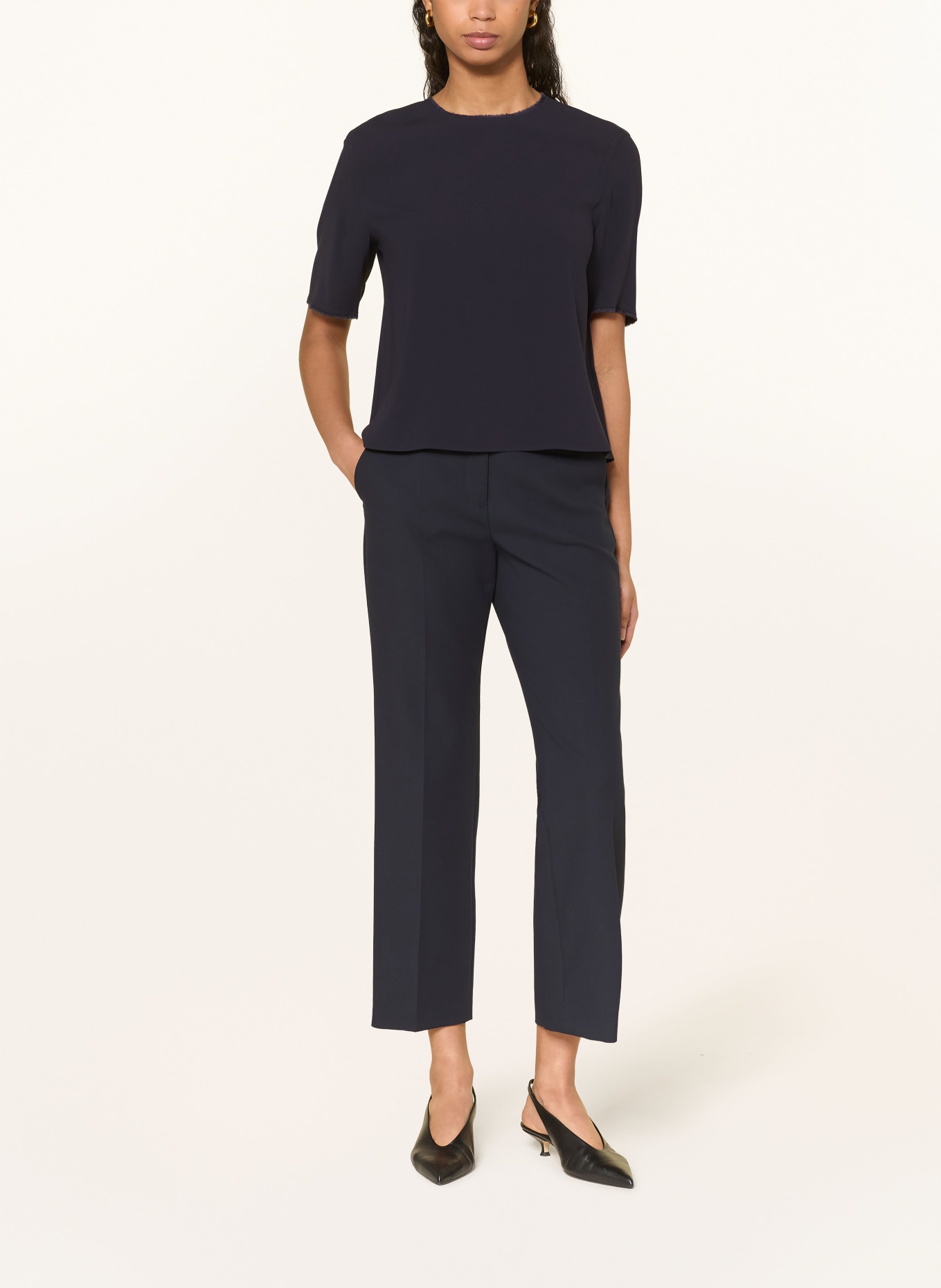 windsor. blůza: TMAVĚ MODRÁ