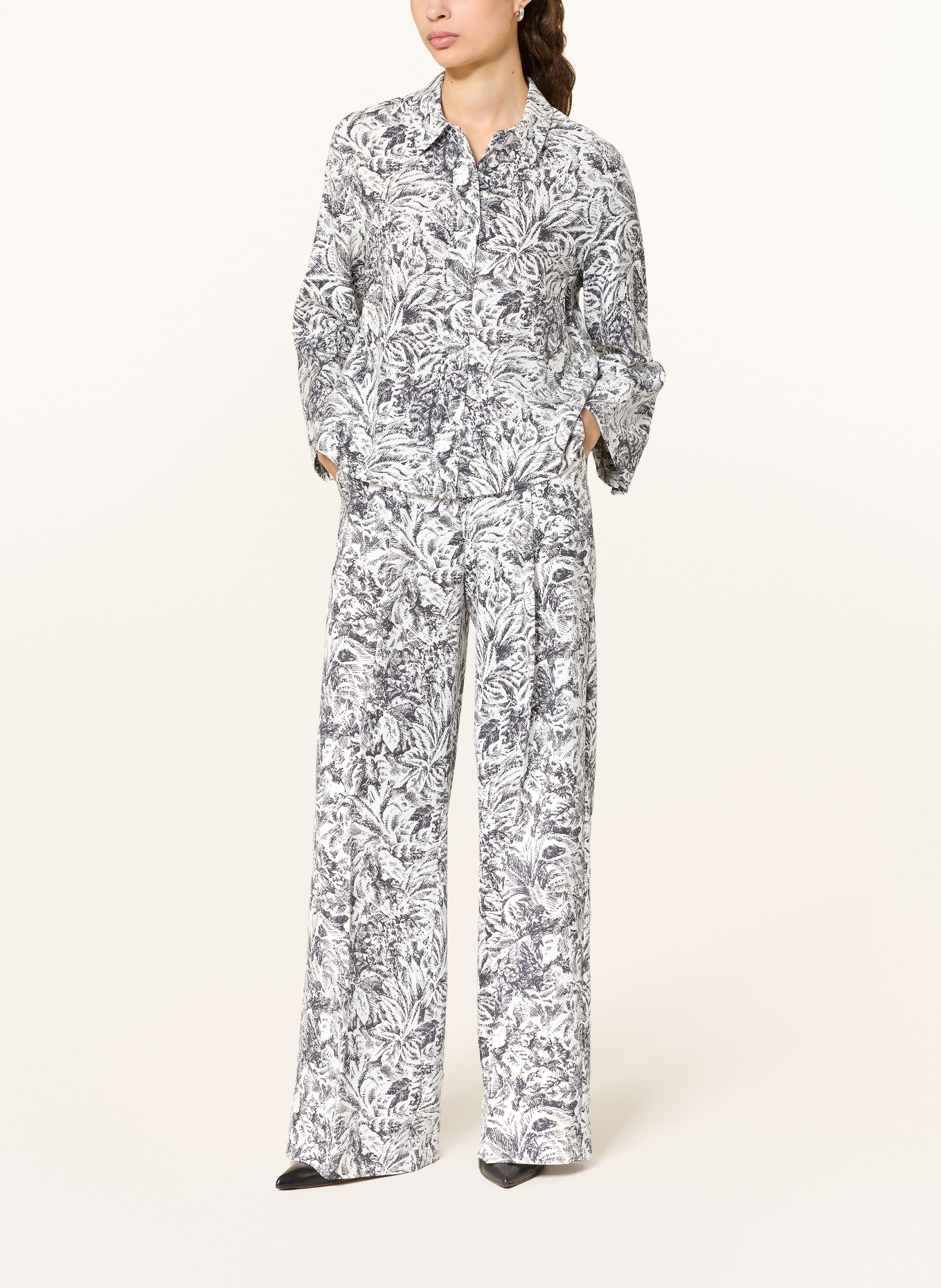 windsor. Marlenehose: WEISS / DUNKELBLAU