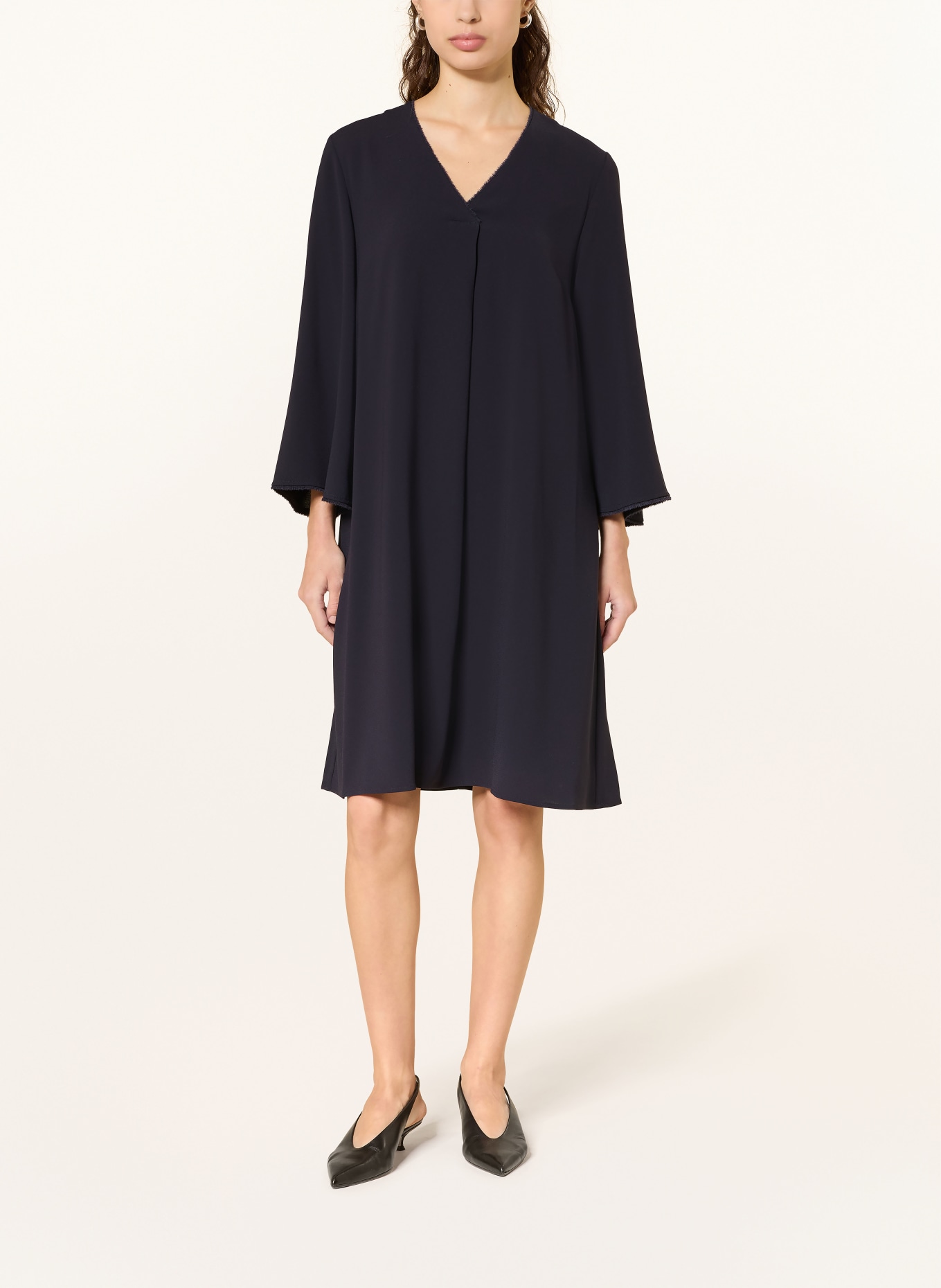 windsor. dress: DARK BLUE