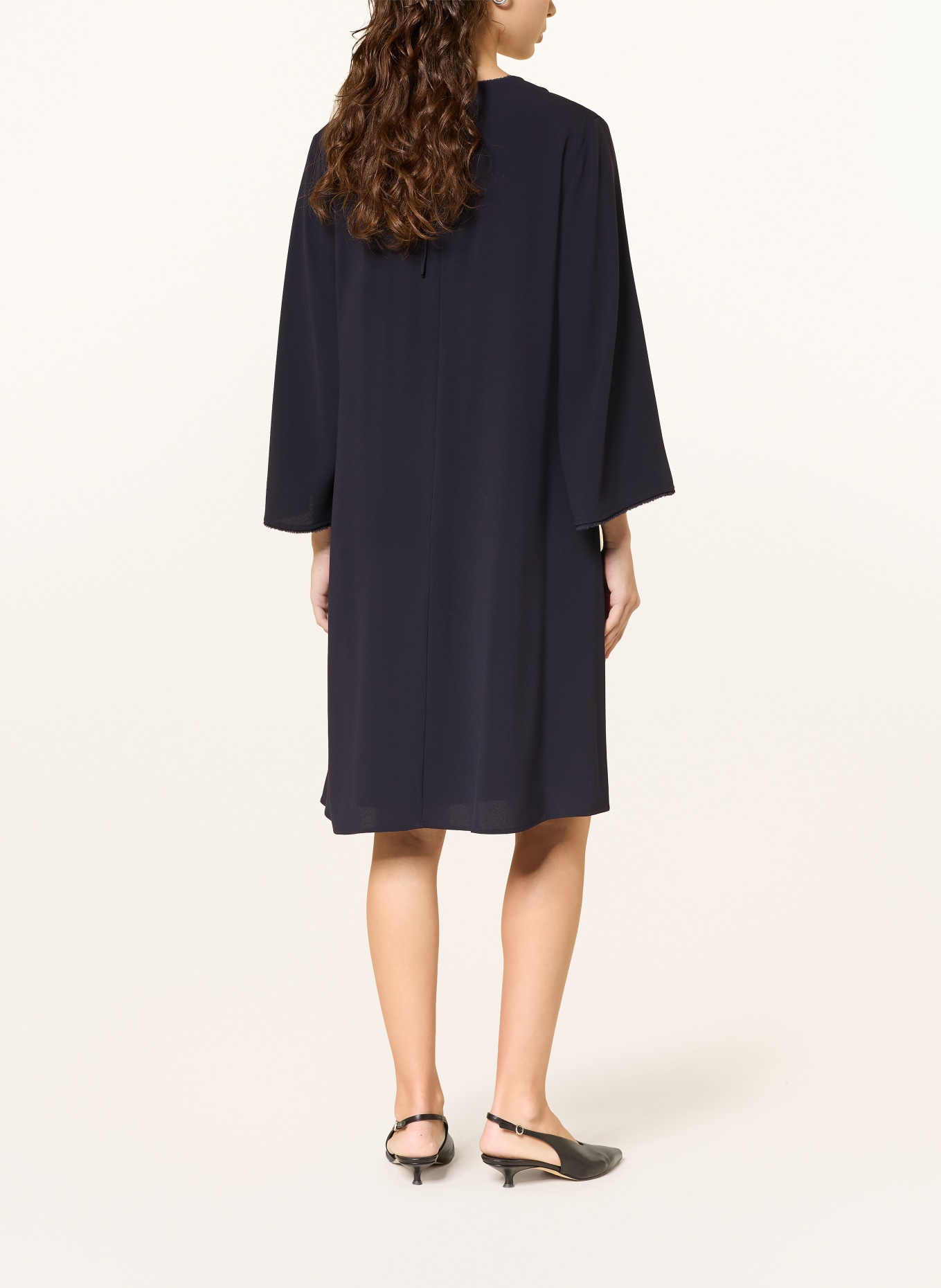 windsor. dress: DARK BLUE