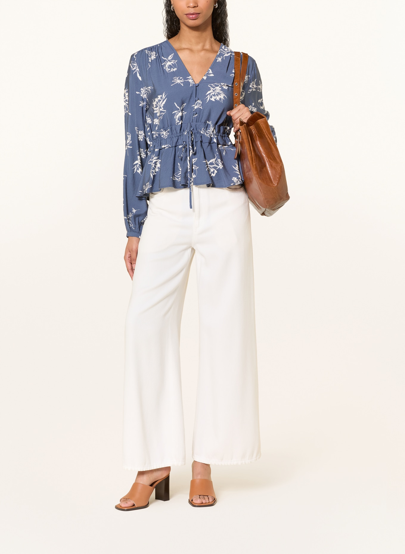 MSCH COPENHAGEN MSCHANDENA AMABELLA blouse with ruffles: BLUE / WHITE