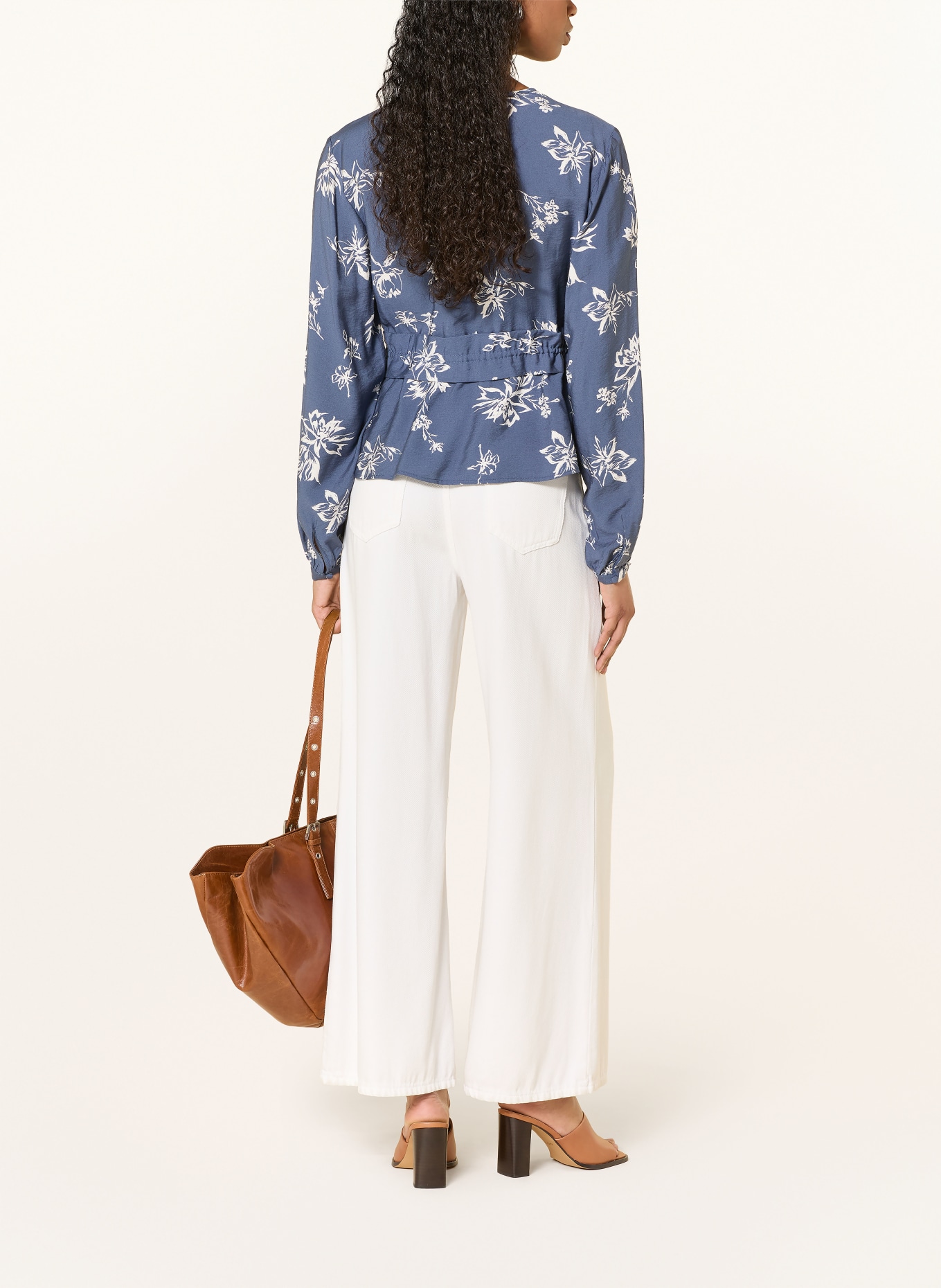 MSCH COPENHAGEN MSCHANDENA AMABELLA blouse with ruffles: BLUE / WHITE