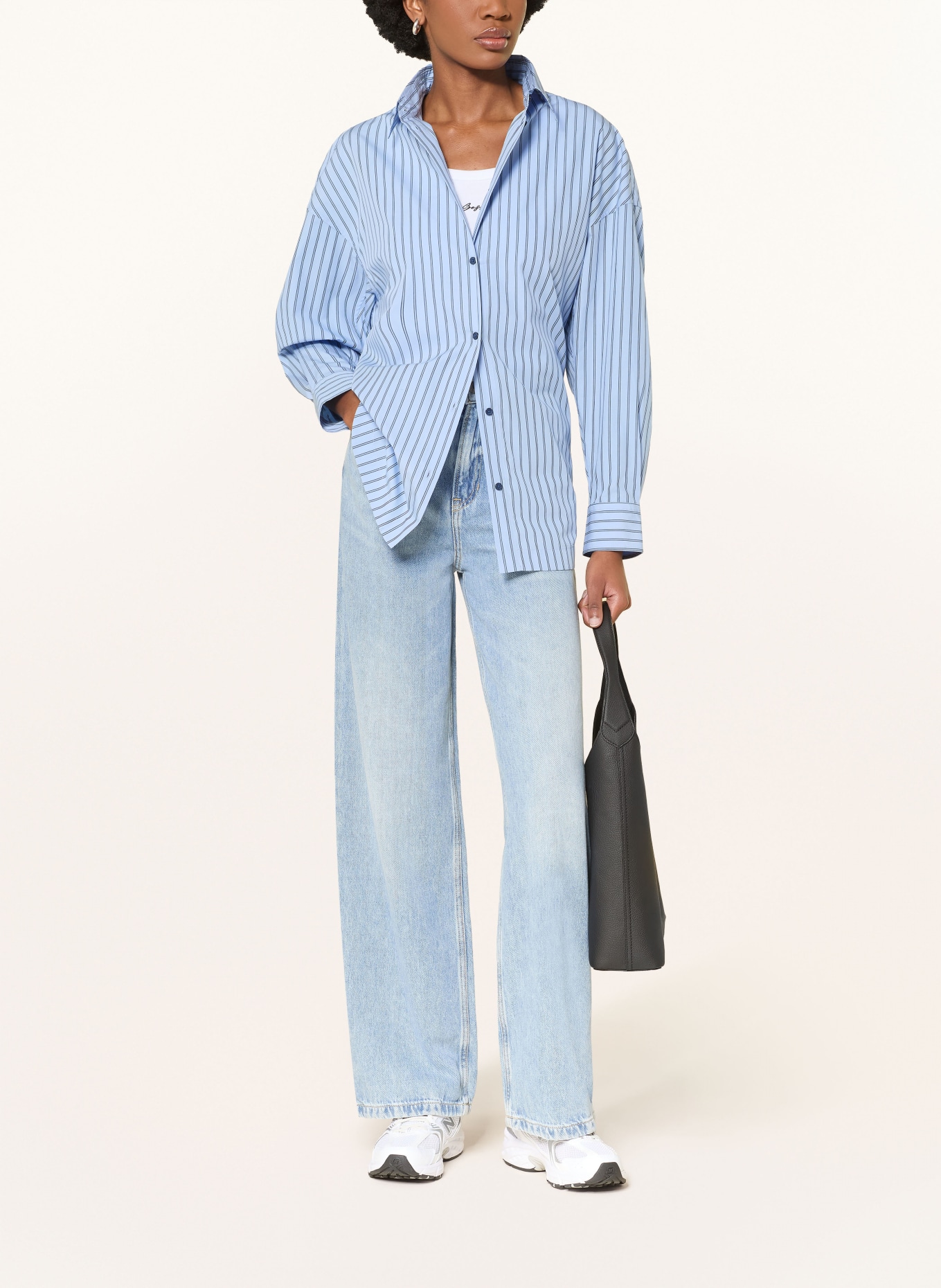 BOSS Oversized košile BOSTATTA: TMAVĚ MODRÁ / TMAVĚ MODRÁ