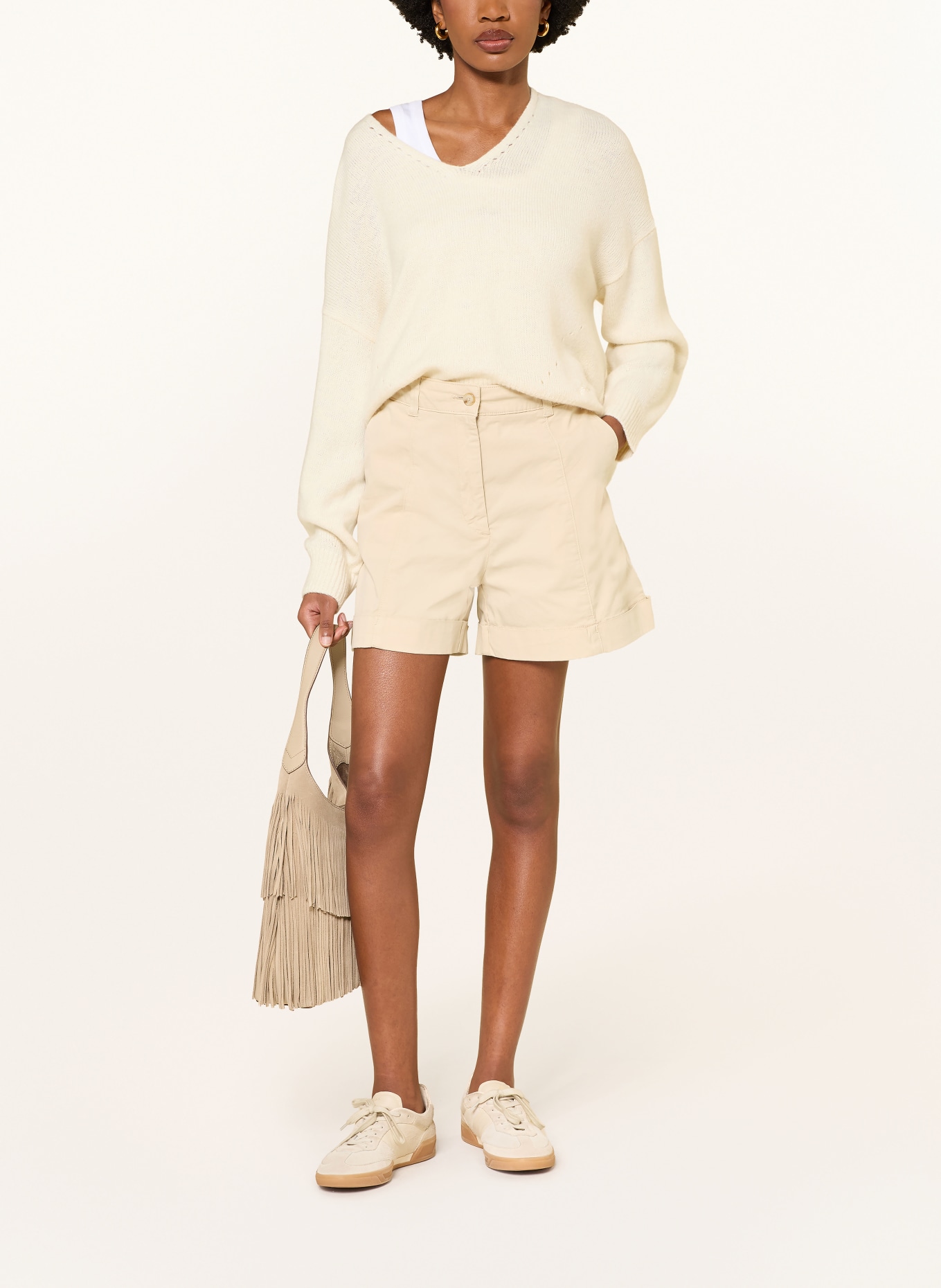 BOSS Šortky TANESSA: BÉŽOVÁ