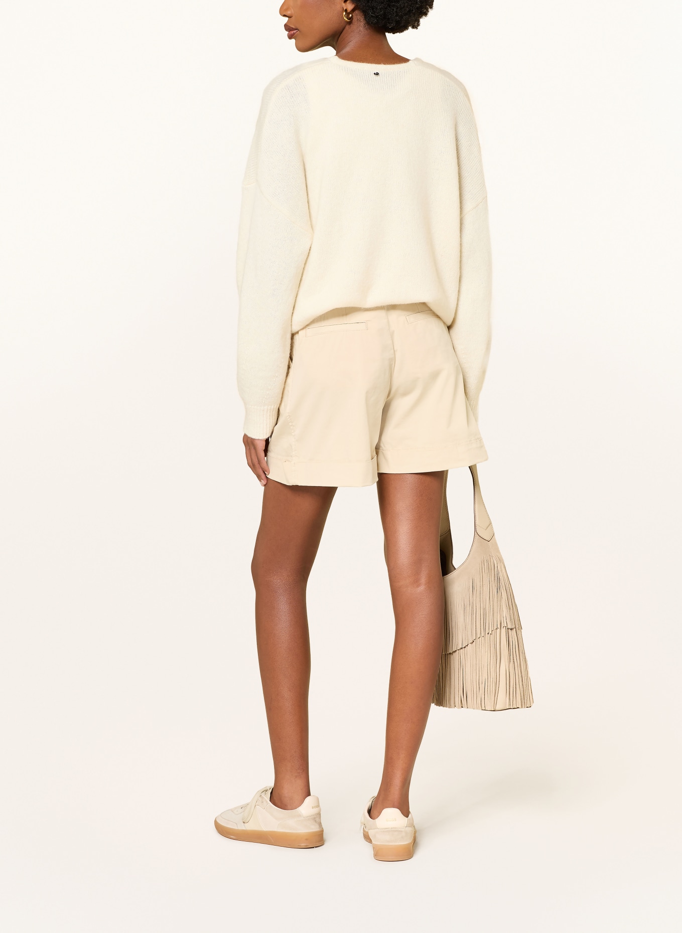 BOSS Šortky TANESSA: BÉŽOVÁ