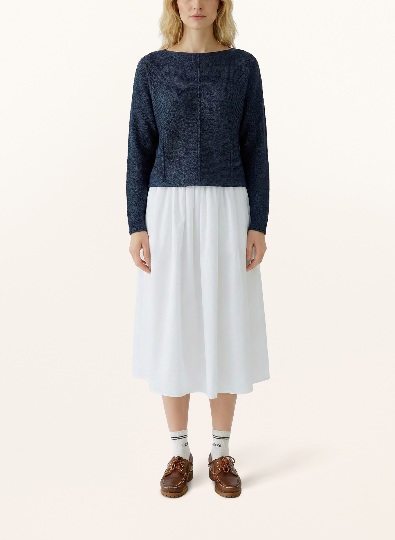 oui svetr: TMAVĚ MODRÁ