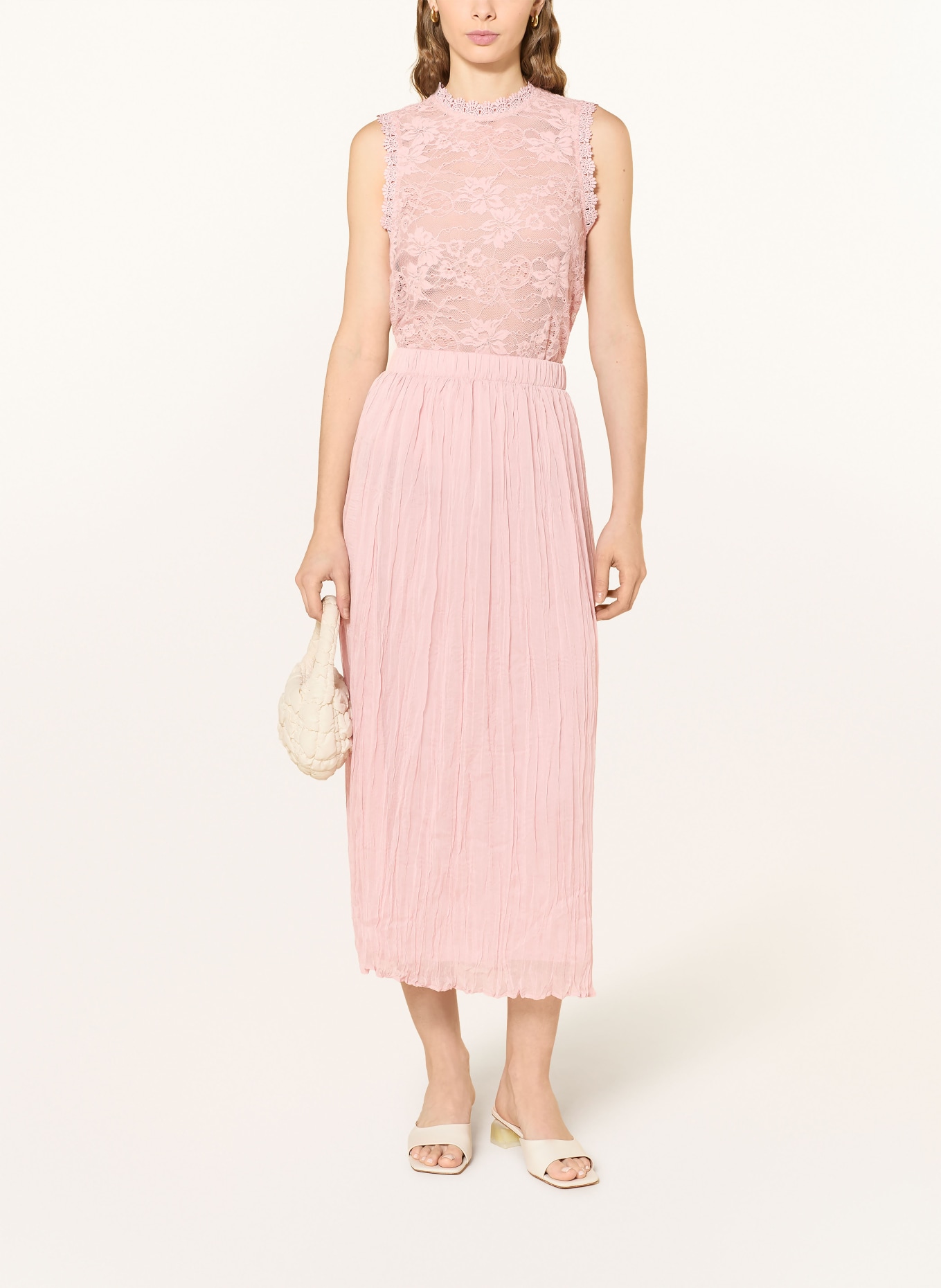 oui krajkové topy: RŮŽOVÁ