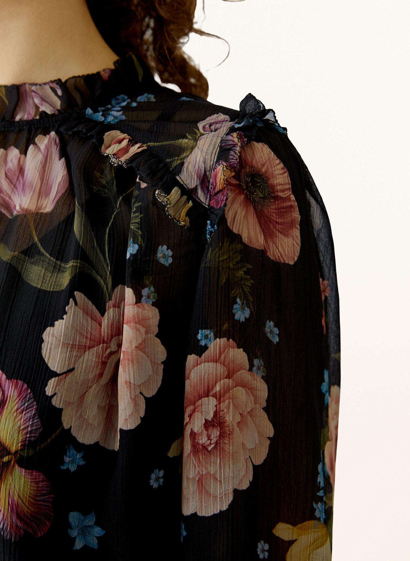 oui Blusenshirt mit Rüschen: SCHWARZ / ALTROSA / HELLBLAU