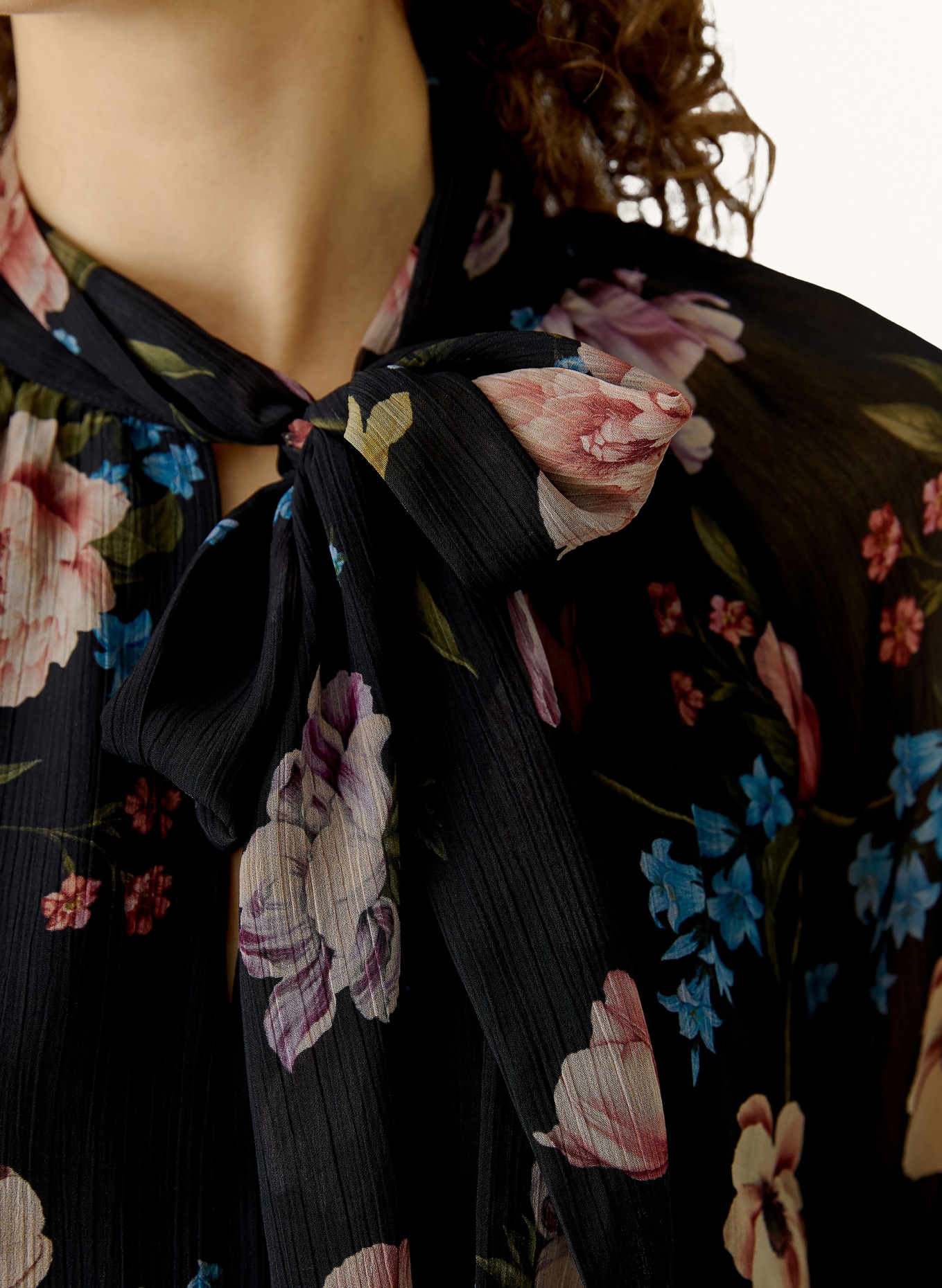 oui dress: BLACK / DUSKY PINK / GREEN