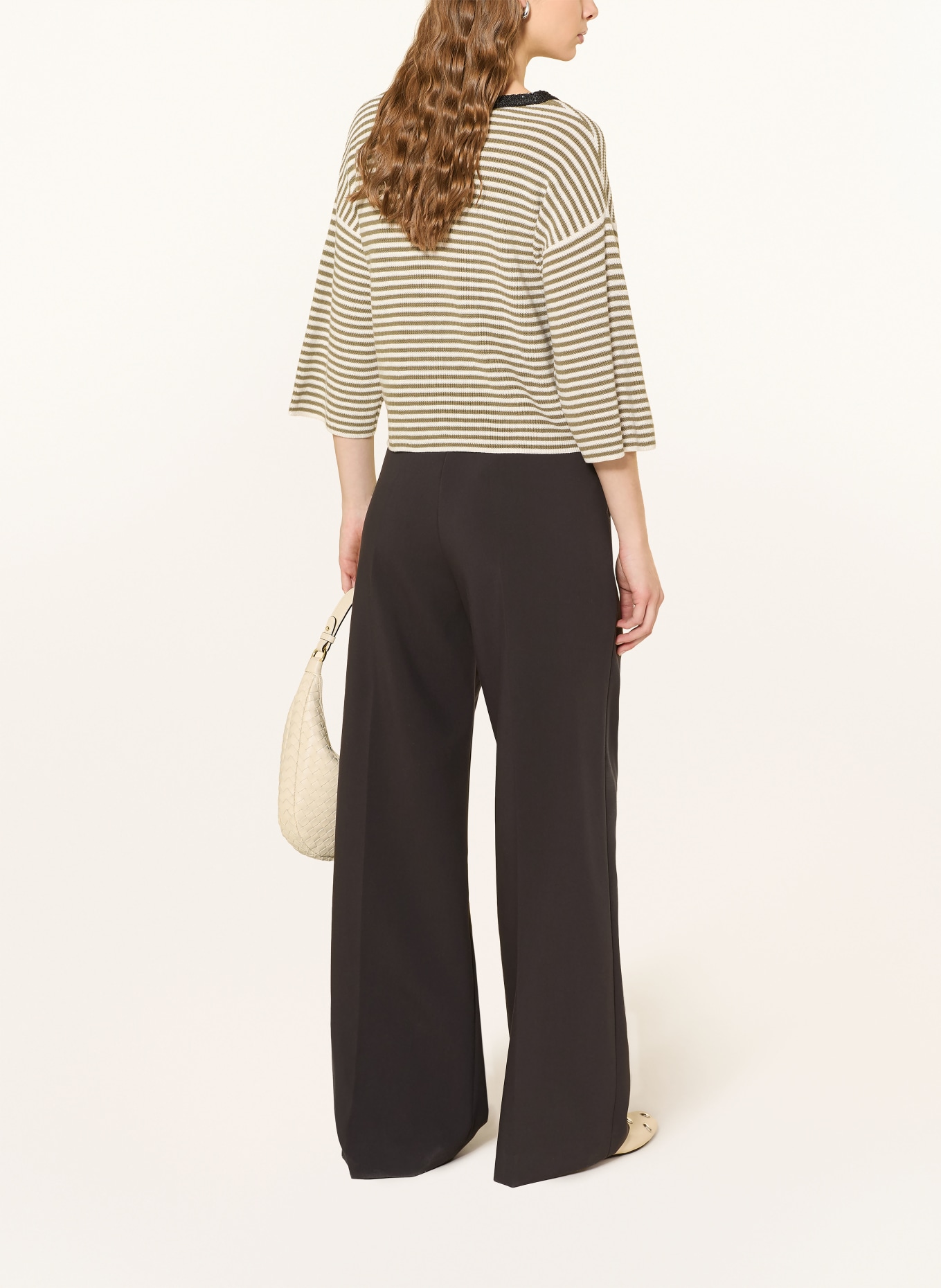 oui Svetr s flitry: OLIVOVÁ / KRÉMOVÁ