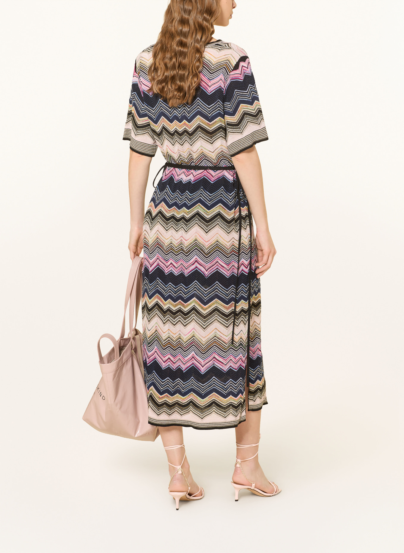 oui Pletené šaty s třpytivou přízí: RŮŽOVÁ / TMAVĚ ŽLUTÁ / TMAVĚ MODRÁ