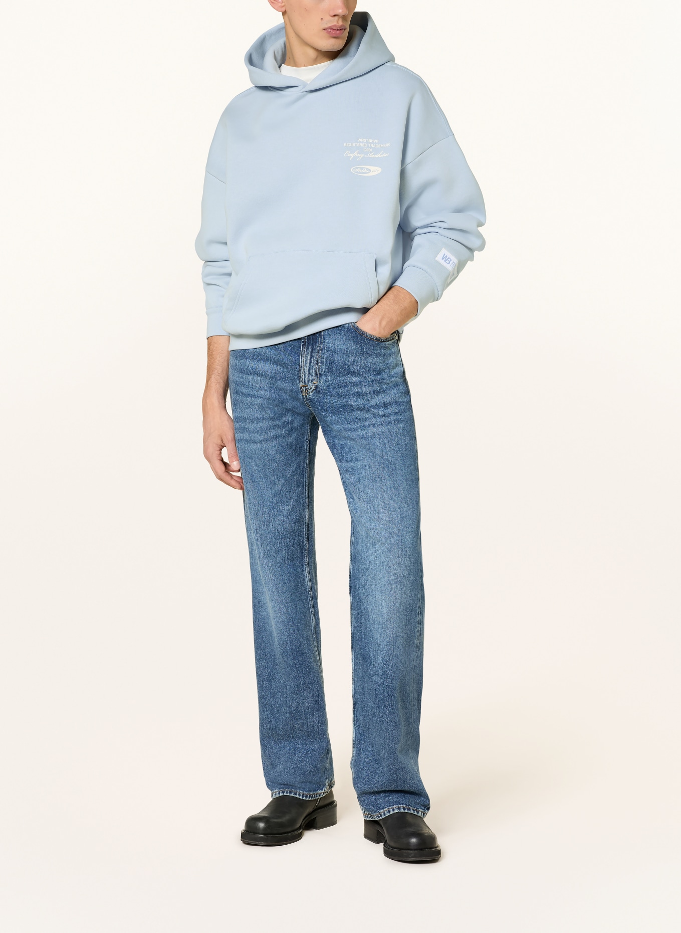 WRSTBHVR Mikina STUDIO: TMAVĚ MODRÁ