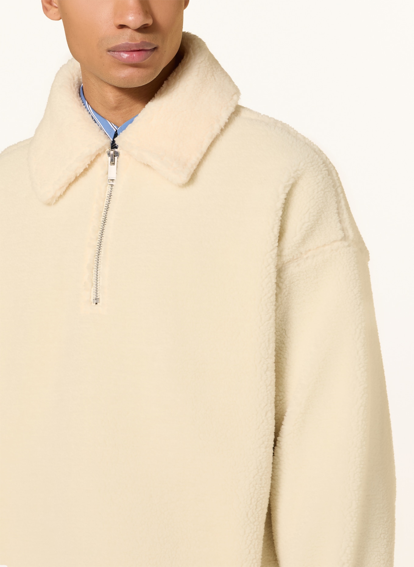 WRSTBHVR Pull à capuche en fourrure synthétique LEROY V2: ÉCRU